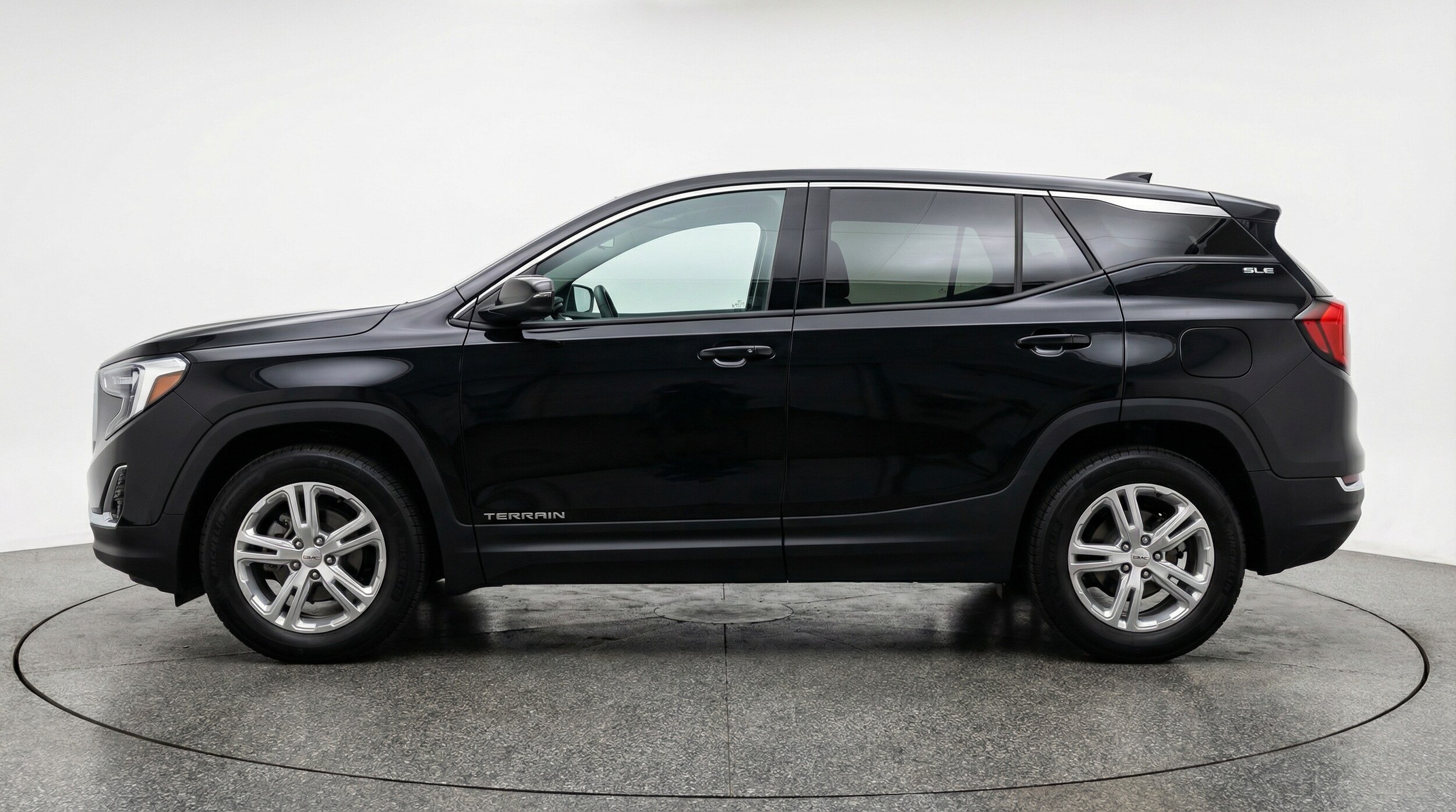 Thumbnail: 2024 GMC Terrain - 4