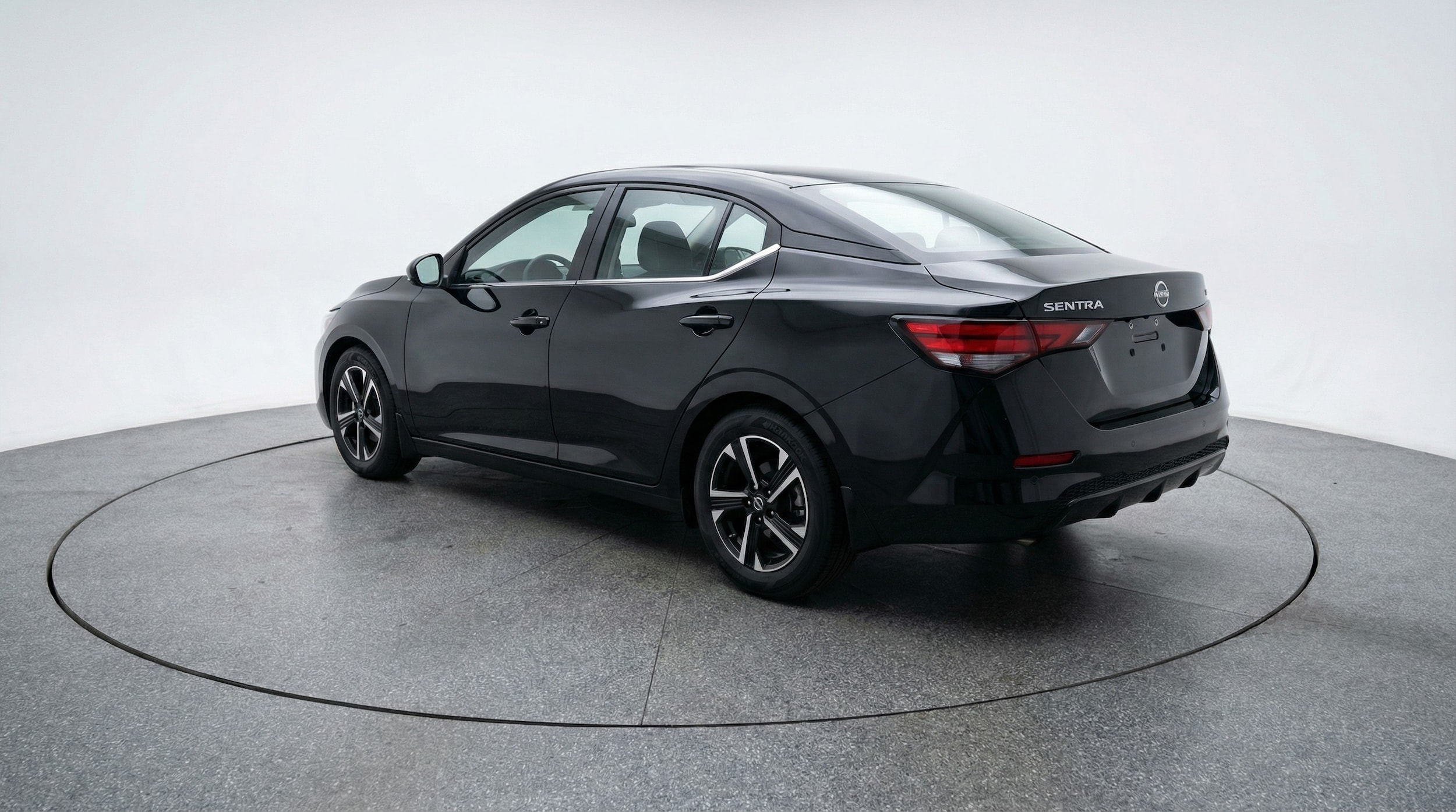 Thumbnail: 2025 Nissan Sentra - 5