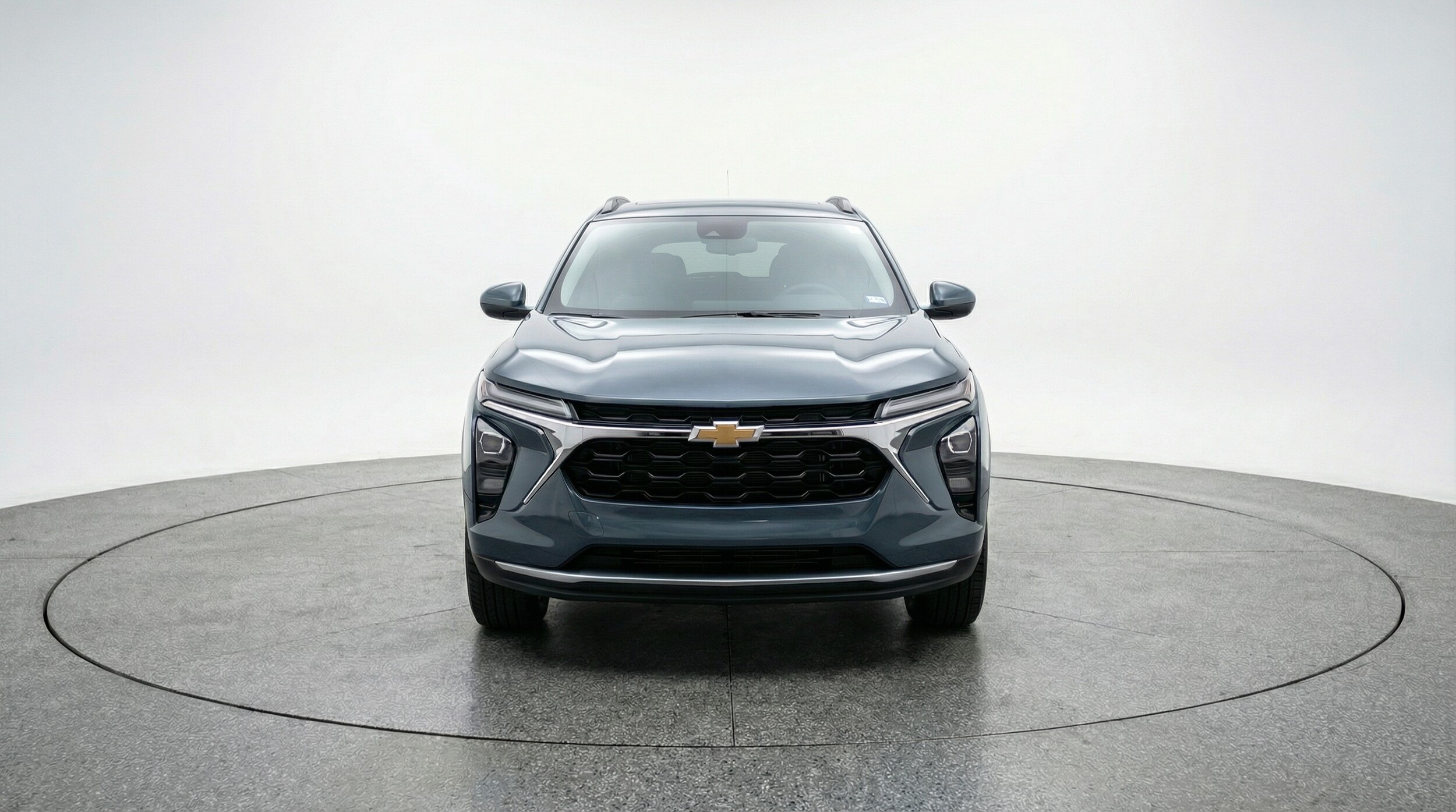 Thumbnail: 2025 Chevrolet Trax - 2