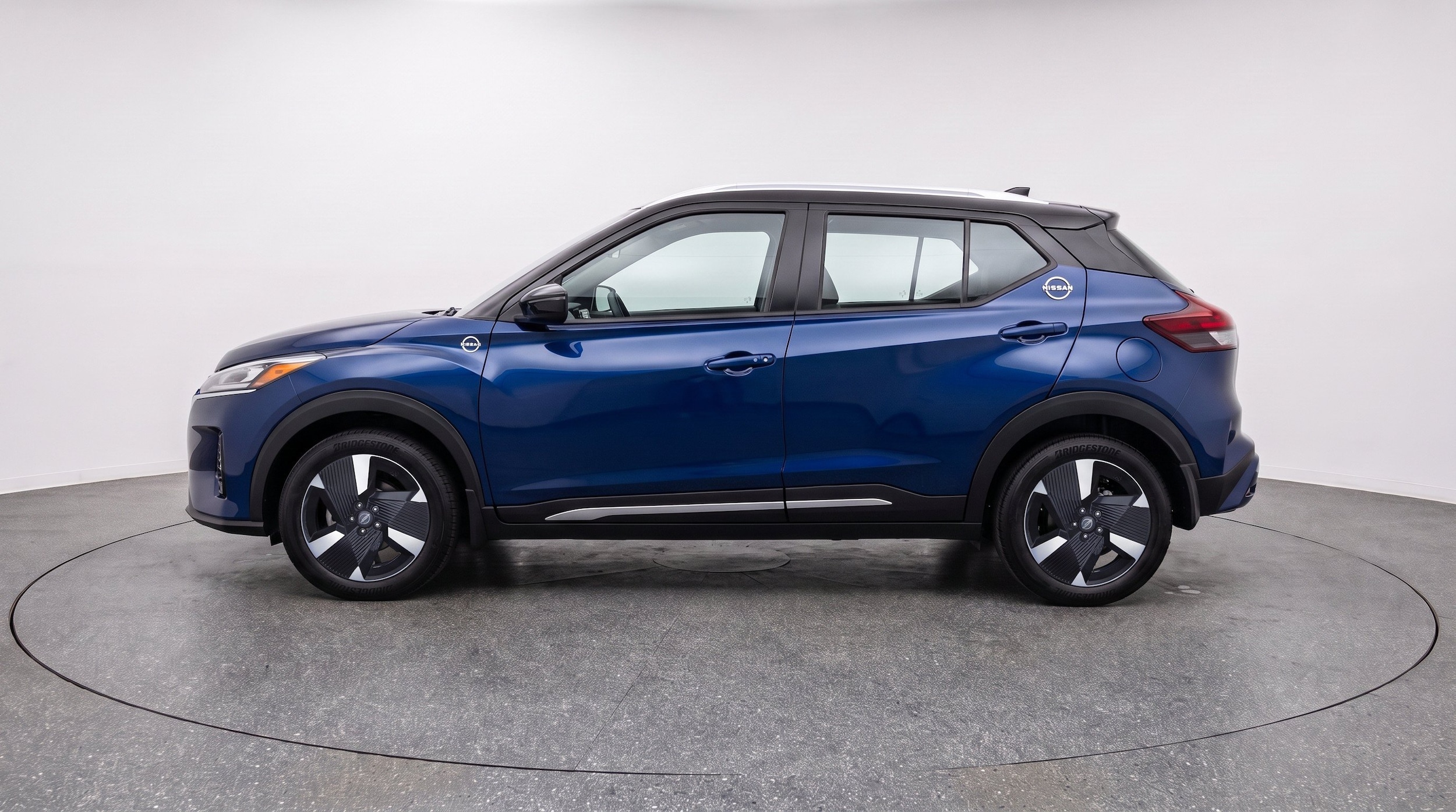 Thumbnail: 2026 Nissan Kicks - 5