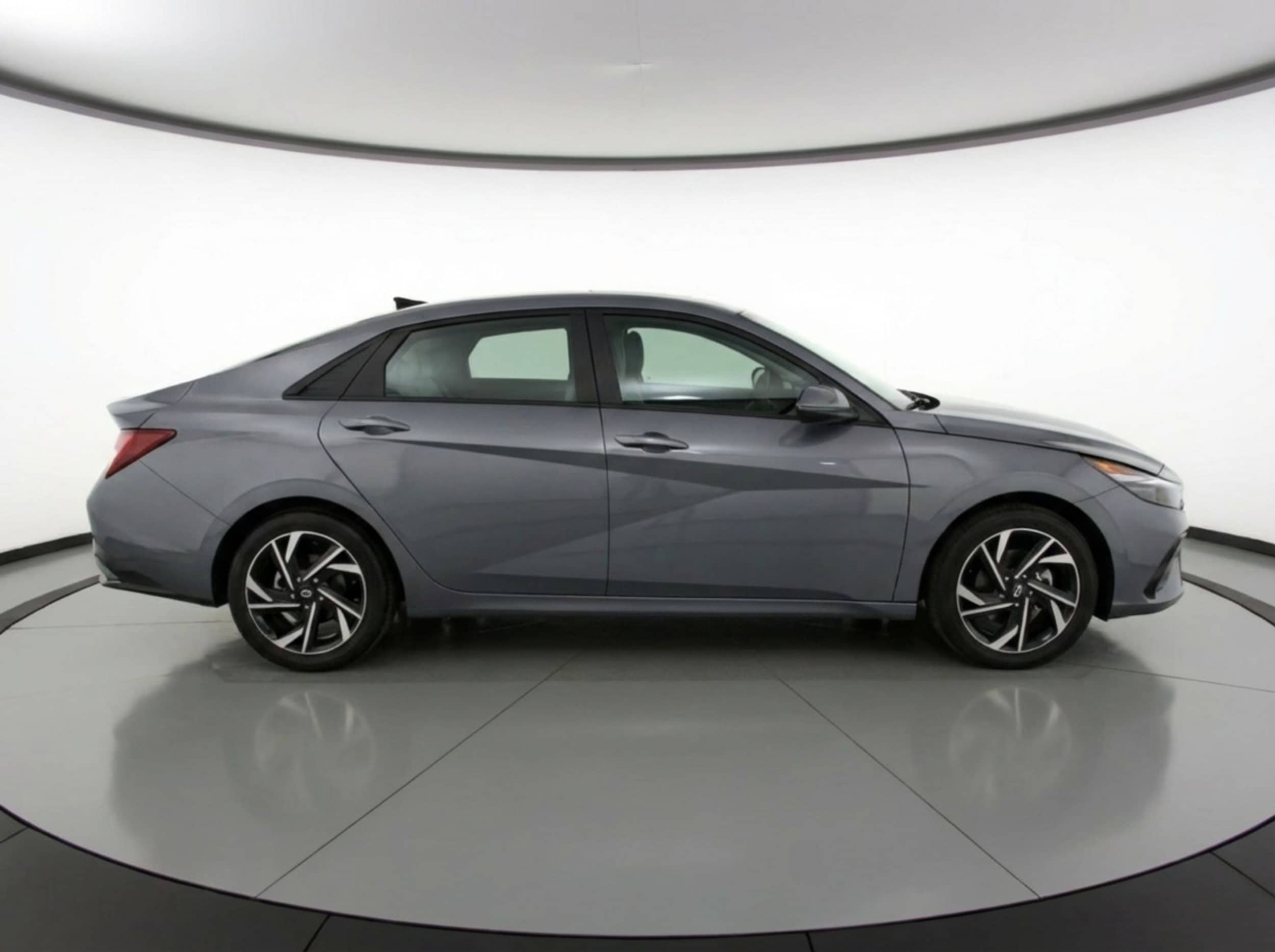 Thumbnail: 2025 Hyundai Elantra - 8