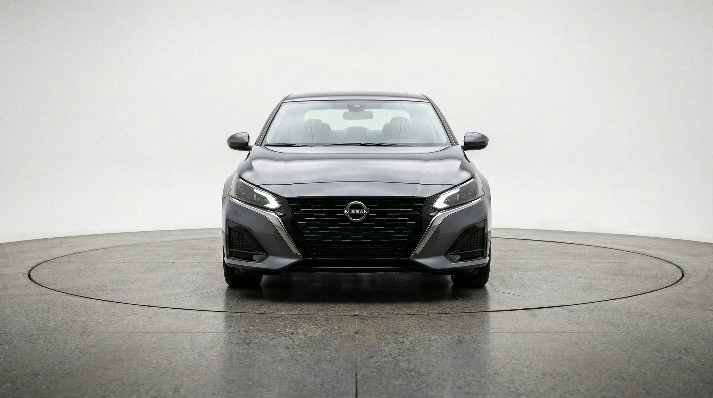 Thumbnail: 2025 Nissan Altima - 2