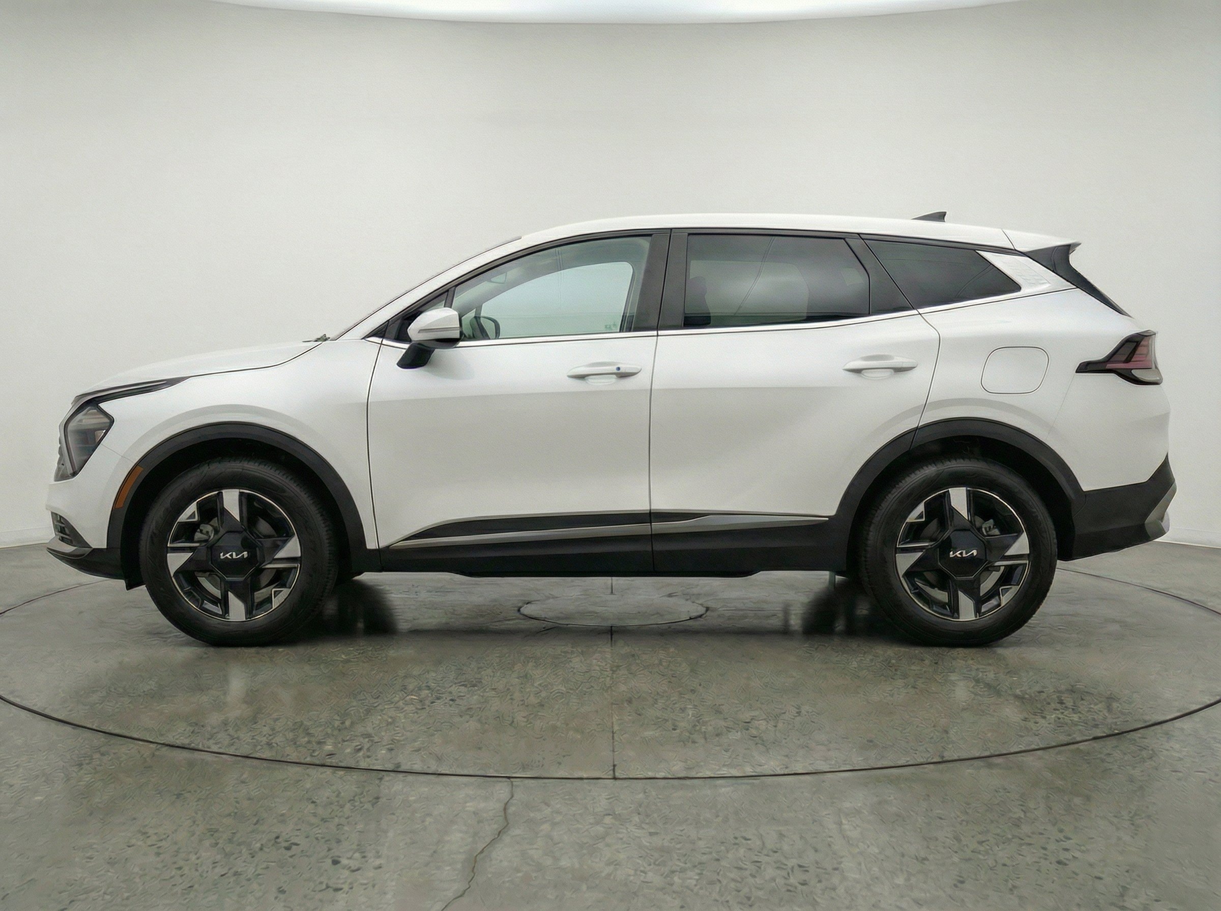 Thumbnail: 2026 Kia Sportage - 5