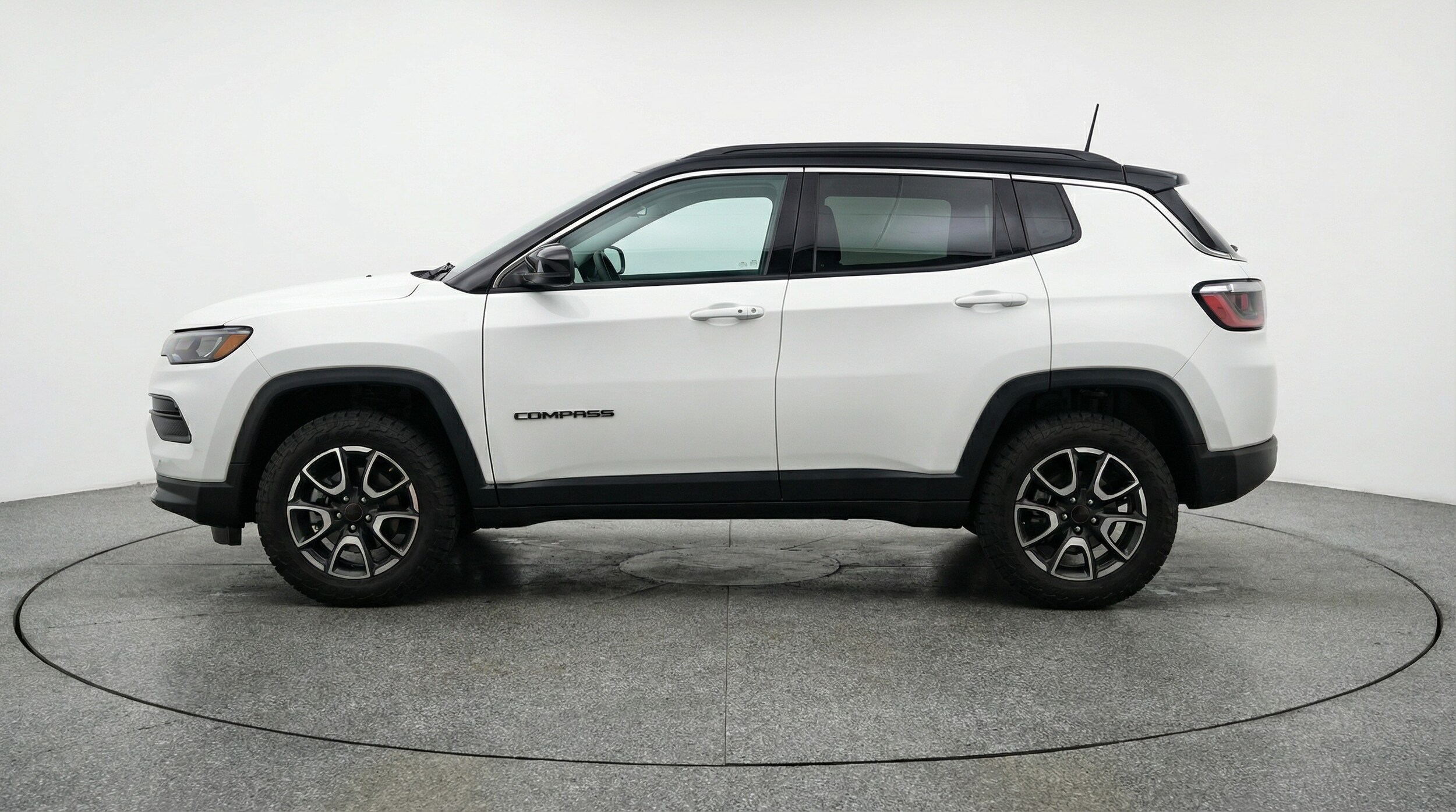 Thumbnail: 2025 Jeep Compass - 4