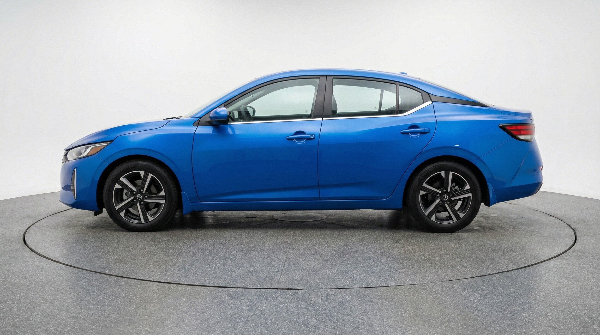 Thumbnail: 2025 Nissan Sentra - 4