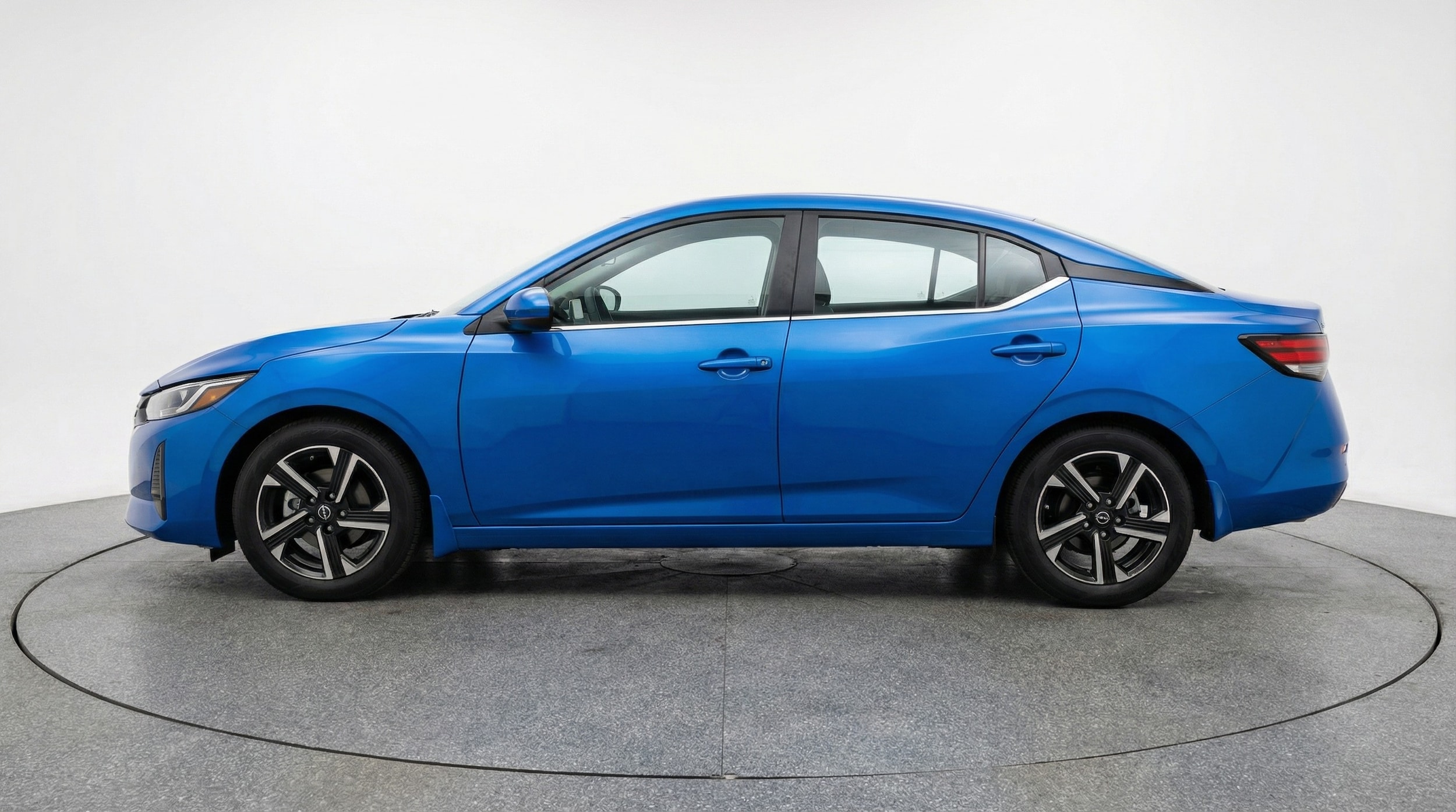 Thumbnail: 2025 Nissan Sentra - 4