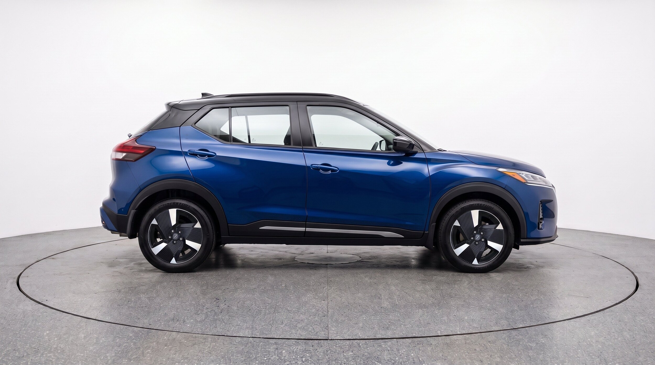Thumbnail: 2026 Nissan Kicks - 11