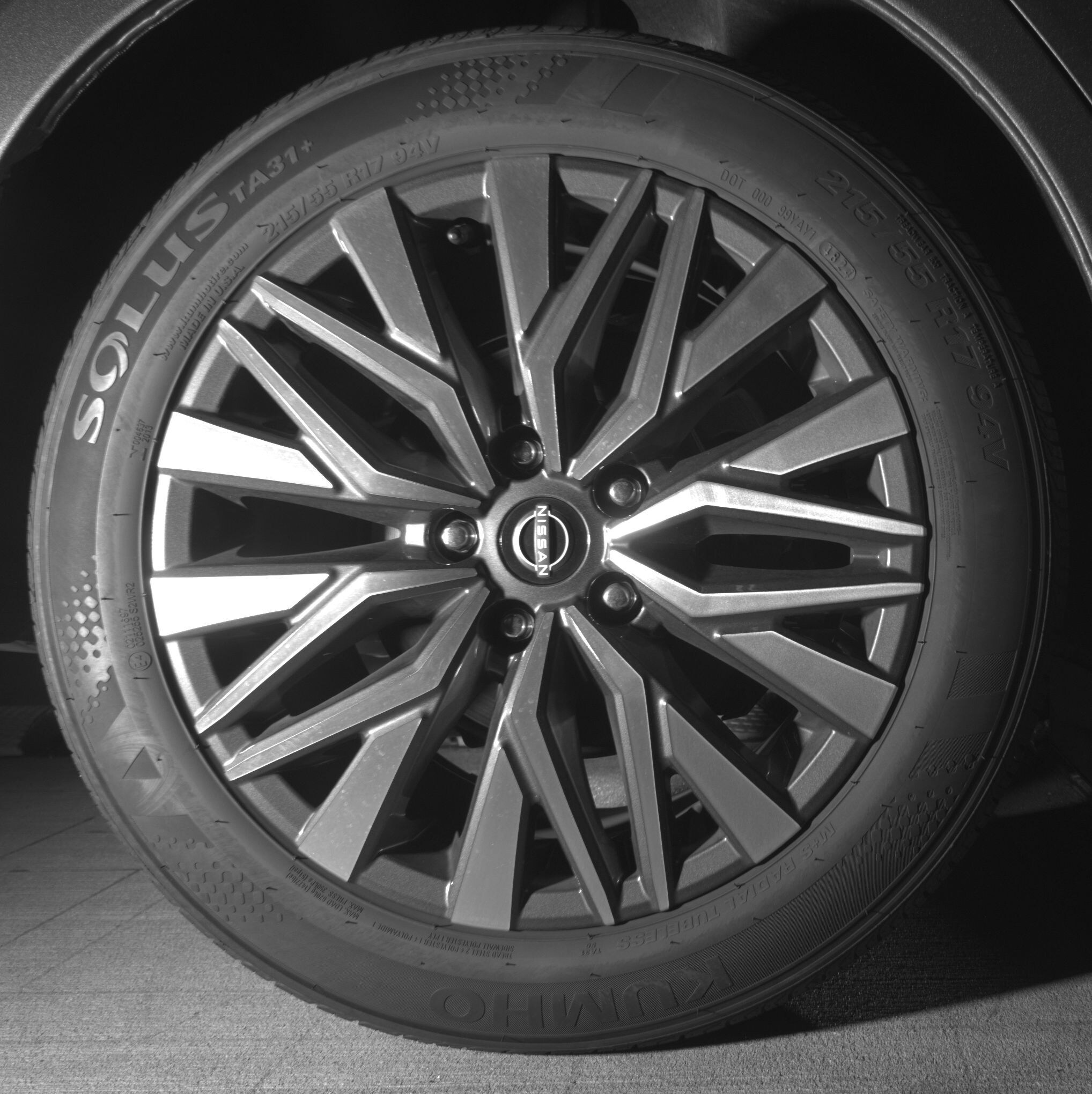 Thumbnail: 2025 Nissan Altima - 12