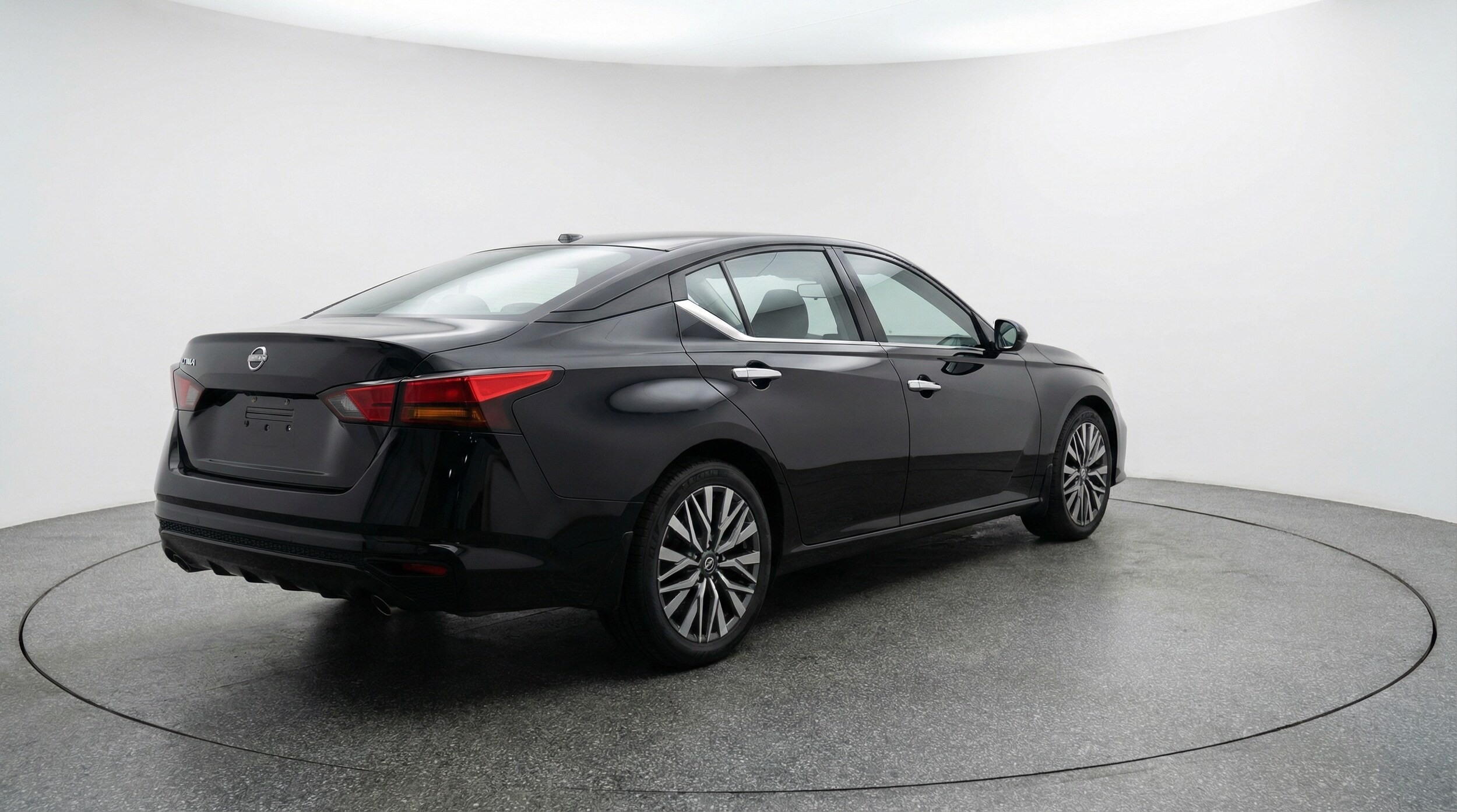 Thumbnail: 2025 Nissan Altima - 7