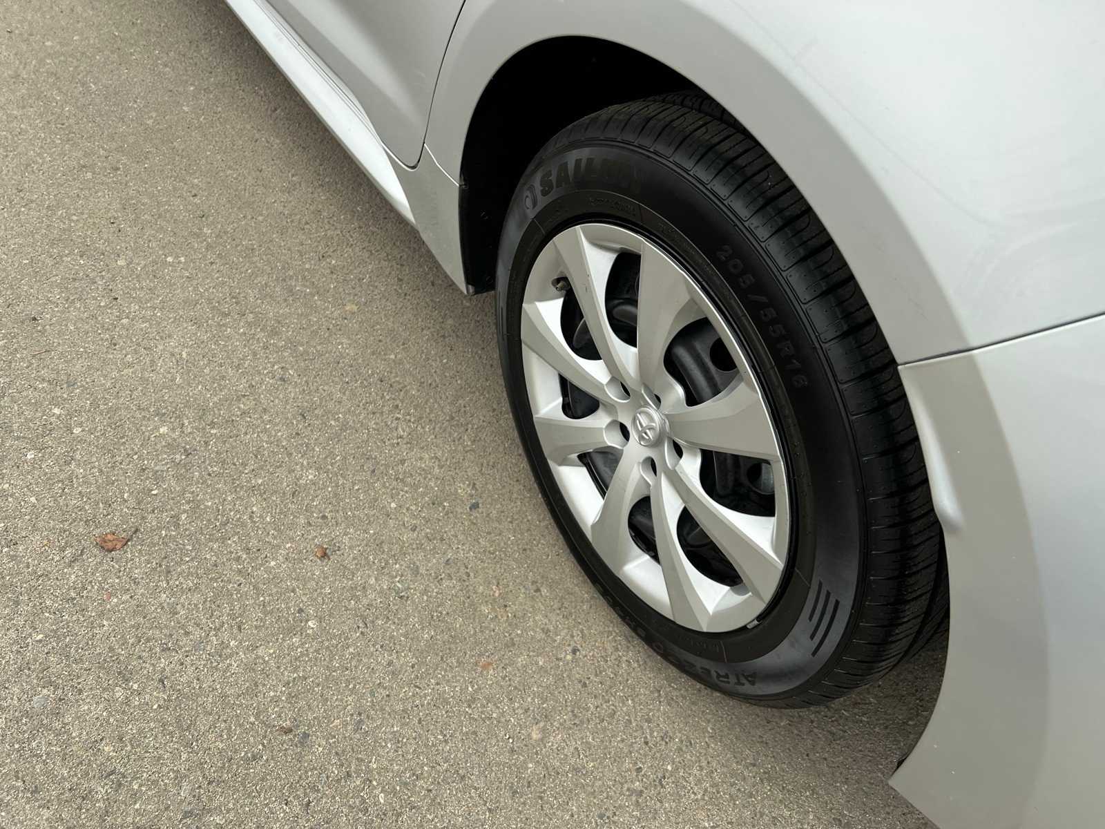 Thumbnail: 2024 Toyota Corolla - 16