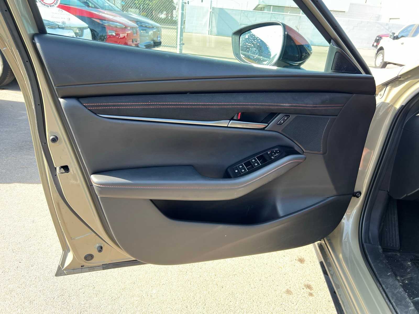 Thumbnail: 2024 Mazda Mazda3 - 17