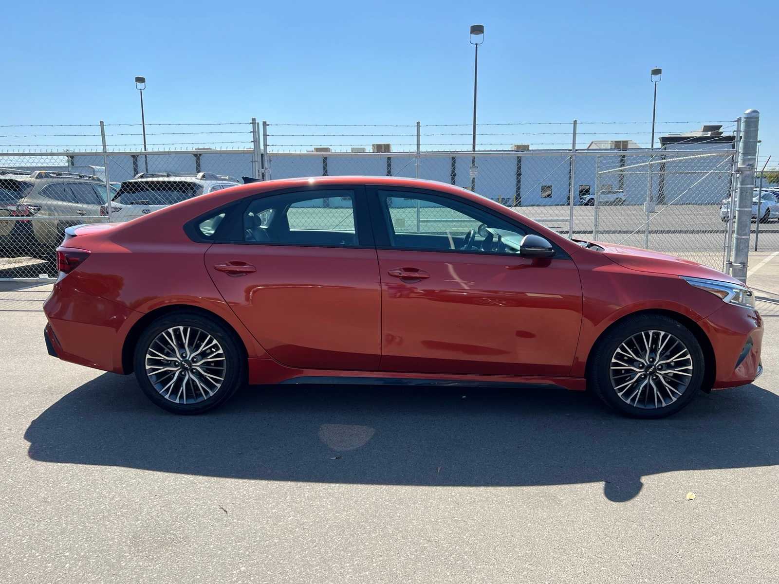 Thumbnail: 2023 Kia Forte - 10