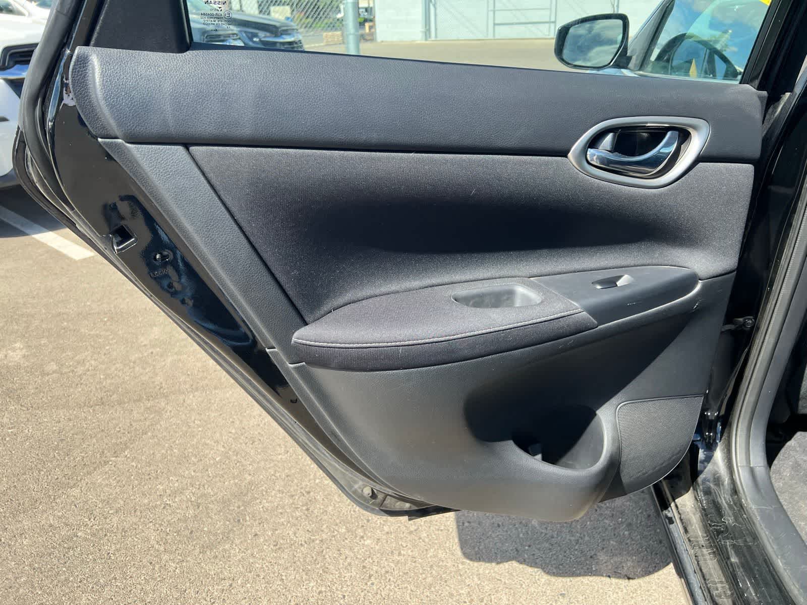 Thumbnail: 2014 Nissan Sentra - 19