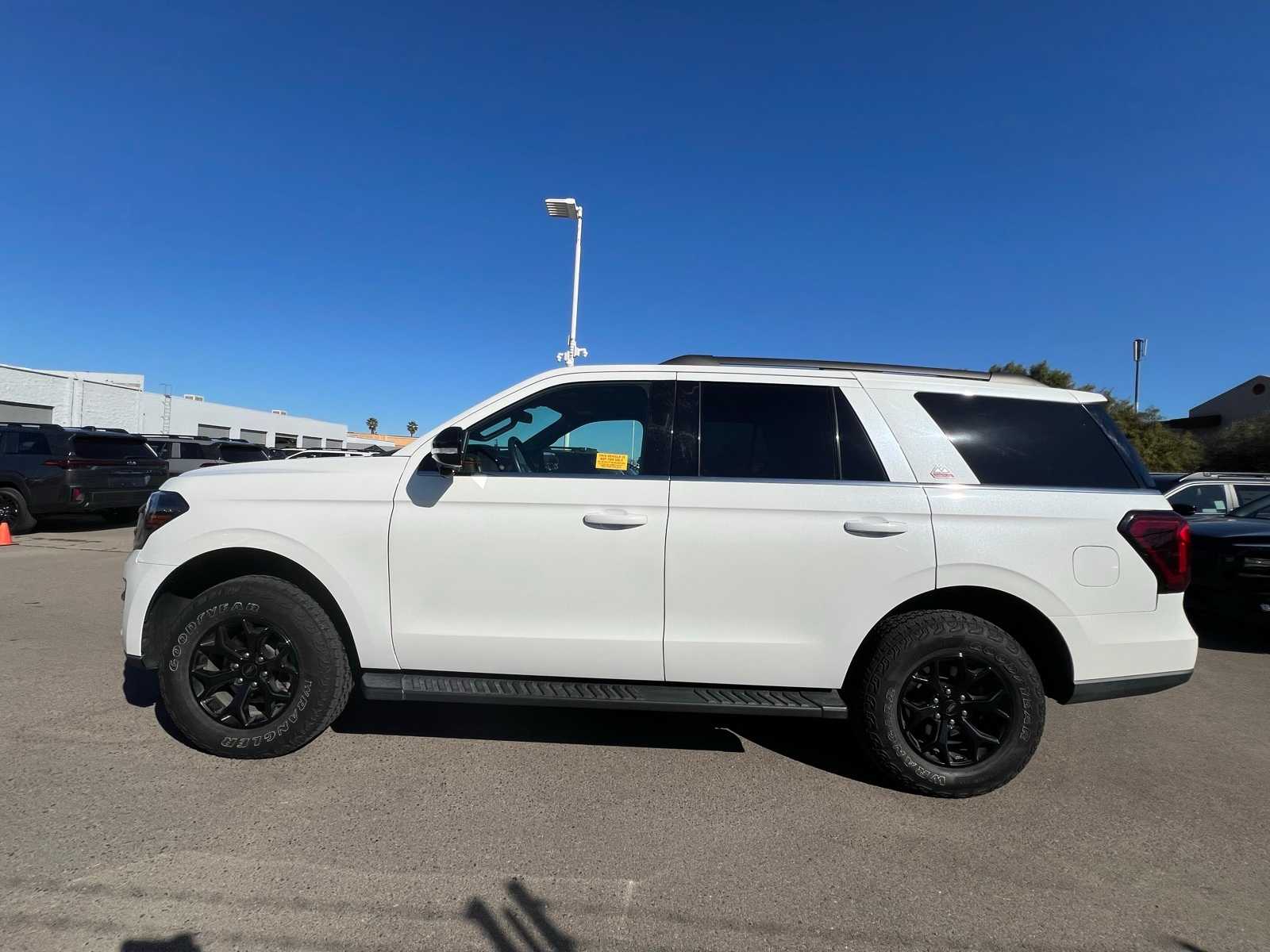 Thumbnail: 2022 Ford Expedition - 2