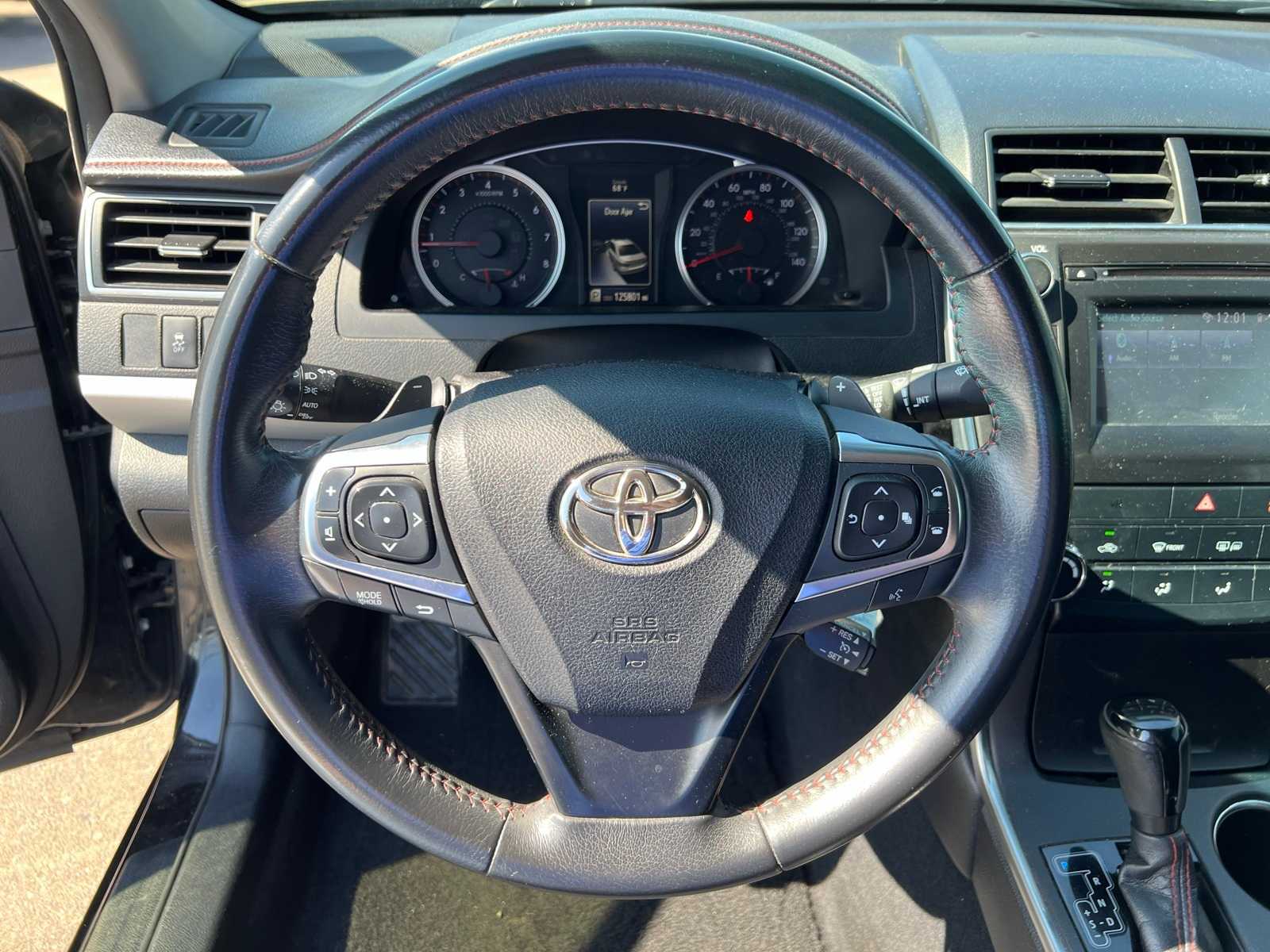 Thumbnail: 2017 Toyota Camry - 30