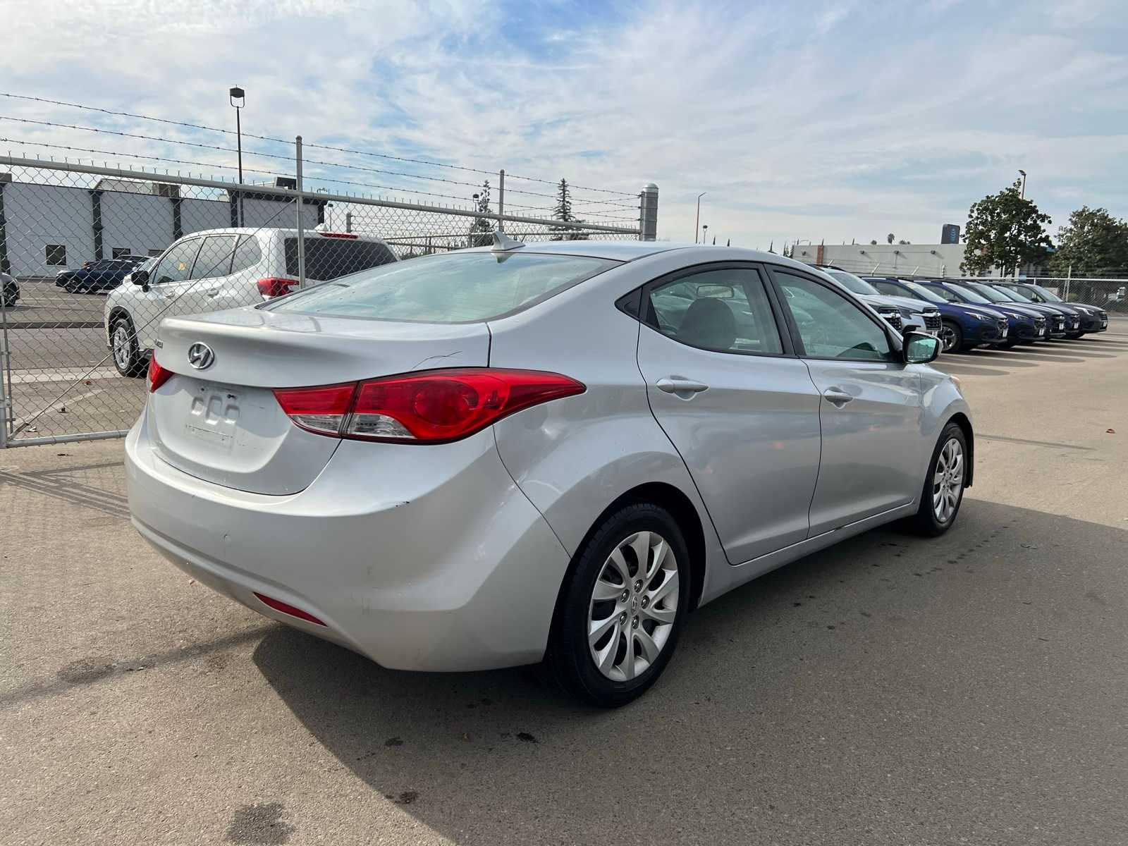 Thumbnail: 2012 Hyundai Elantra - 8