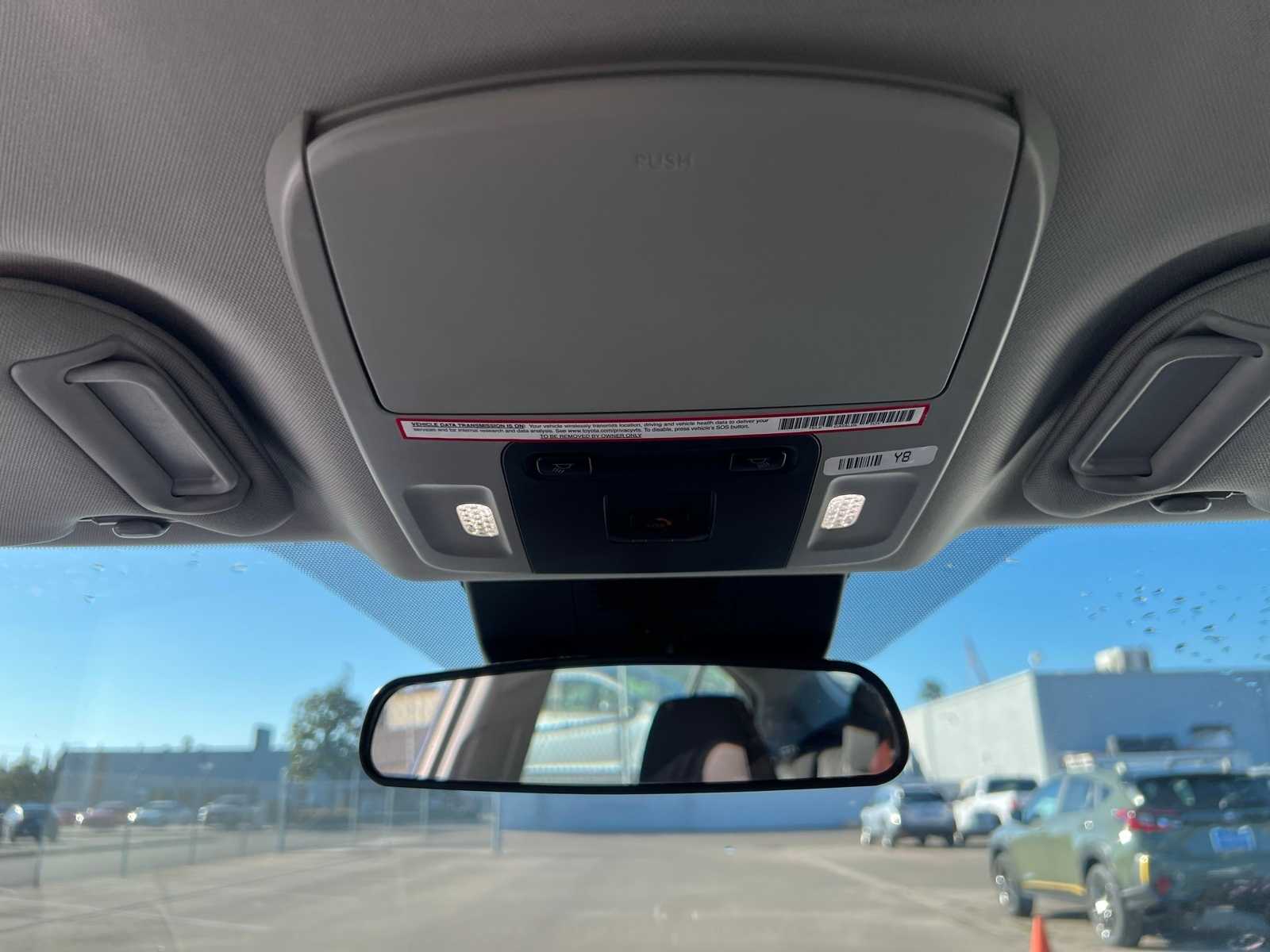 Thumbnail: 2025 Toyota Camry - 33