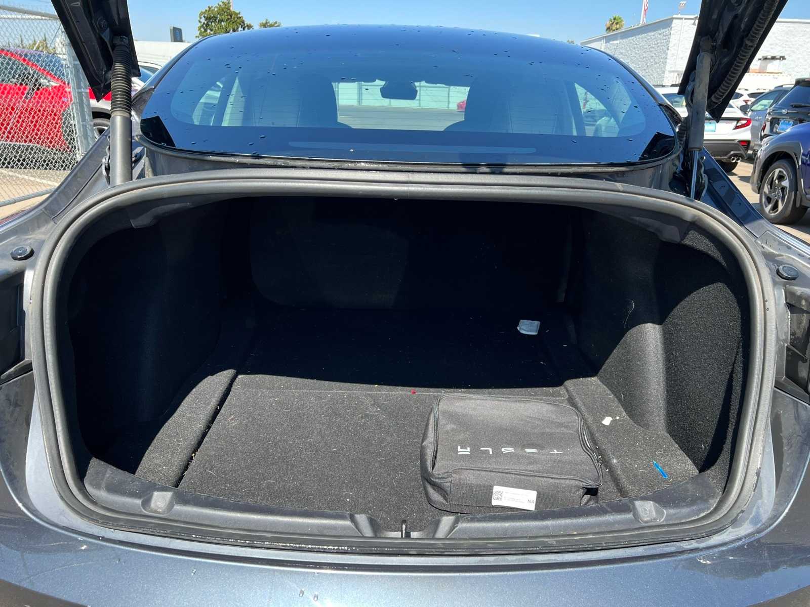 Thumbnail: 2021 Tesla Model 3 - 7