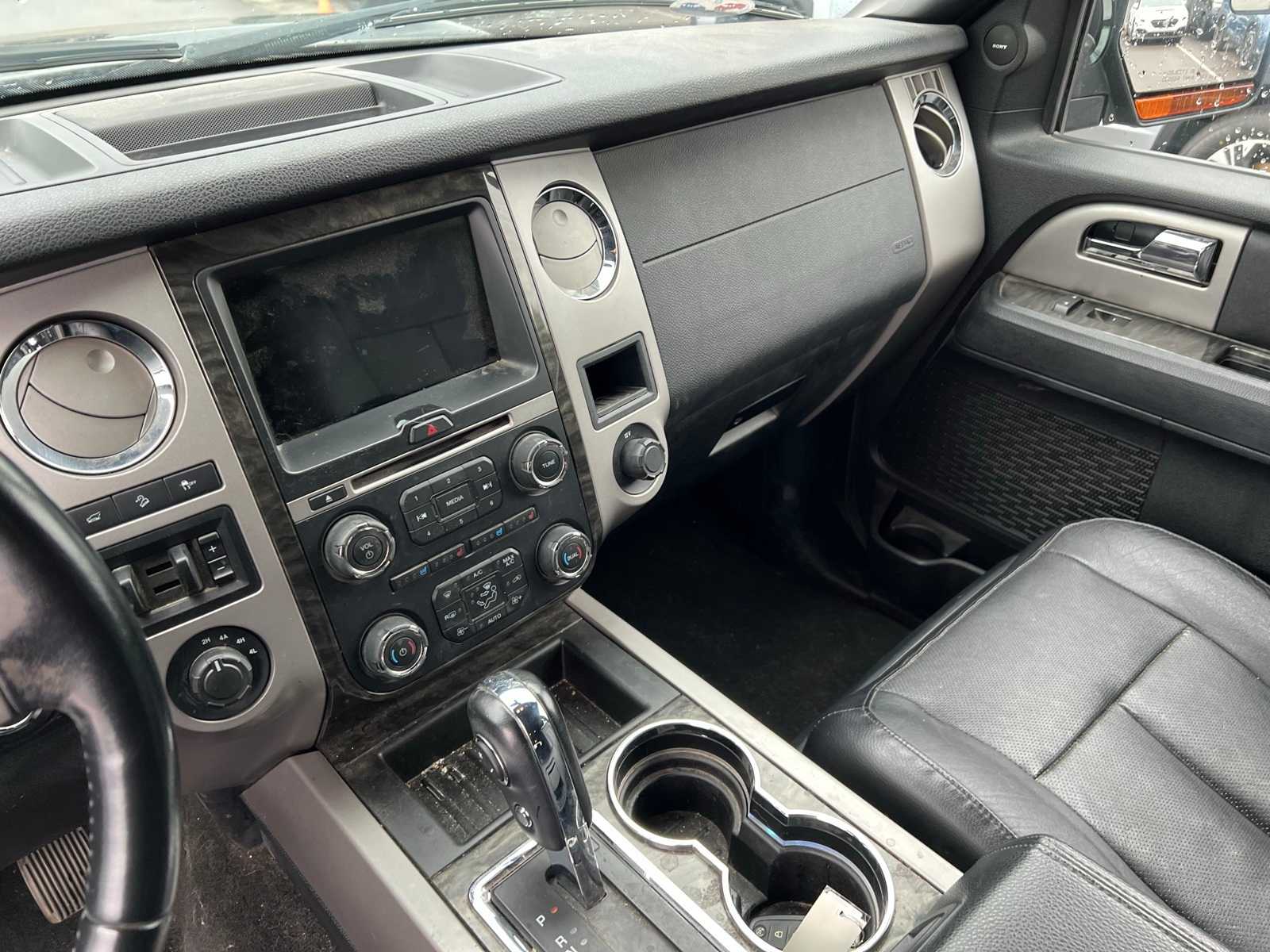 Thumbnail: 2017 Ford Expedition - 31