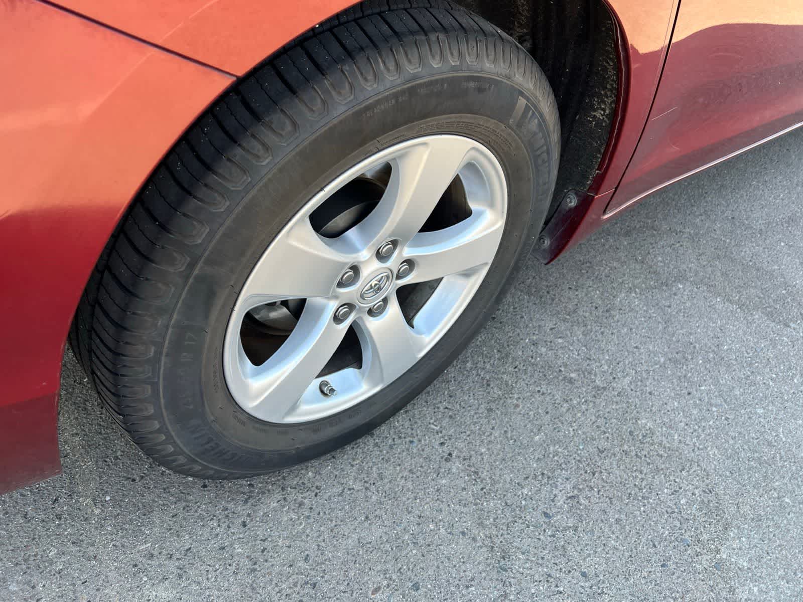 Thumbnail: 2014 Toyota Sienna - 19