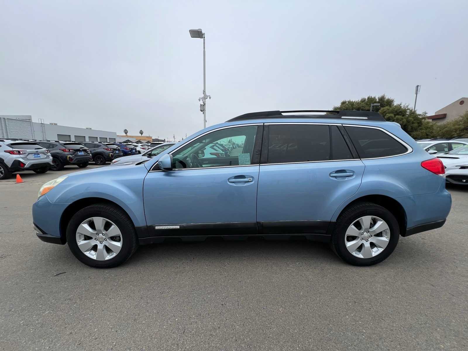 Thumbnail: 2011 Subaru Outback - 2