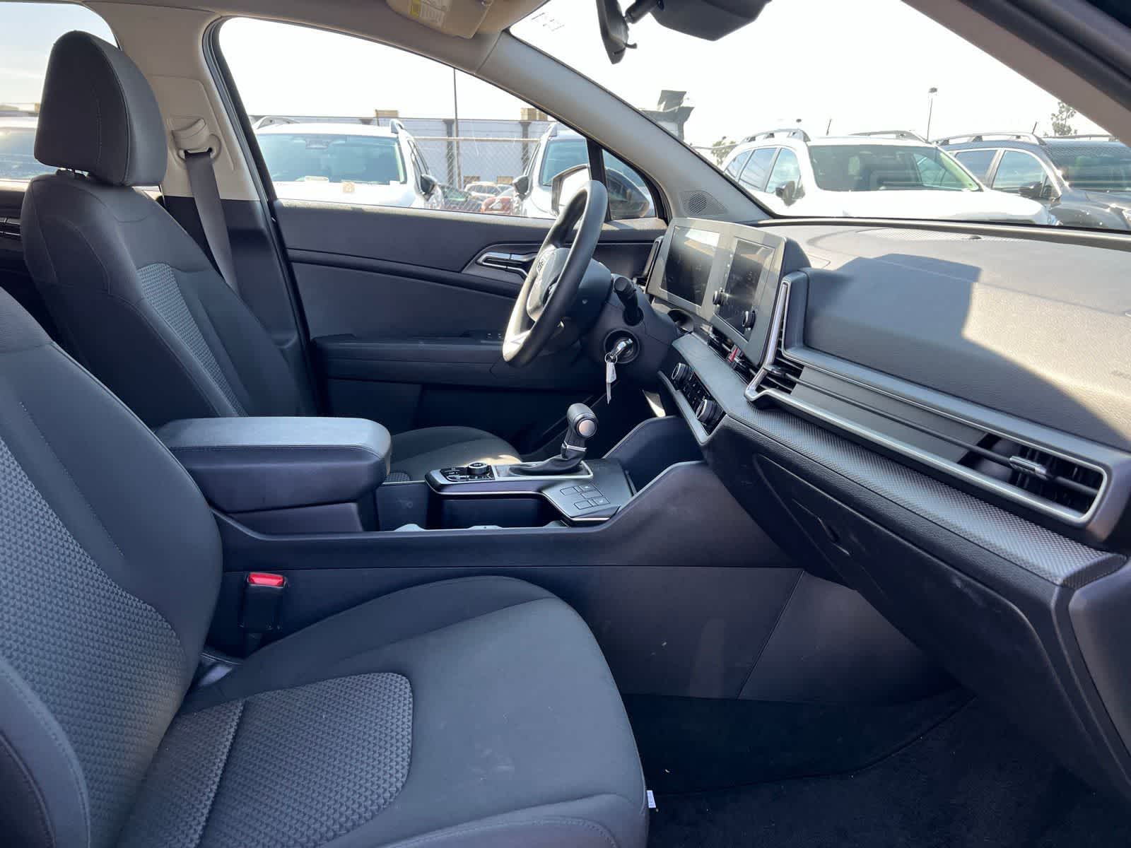 Thumbnail: 2025 Kia Sportage - 27