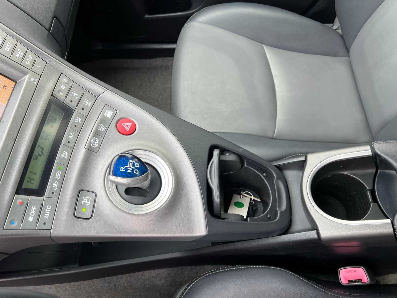 Thumbnail: 2012 Toyota Prius - 39