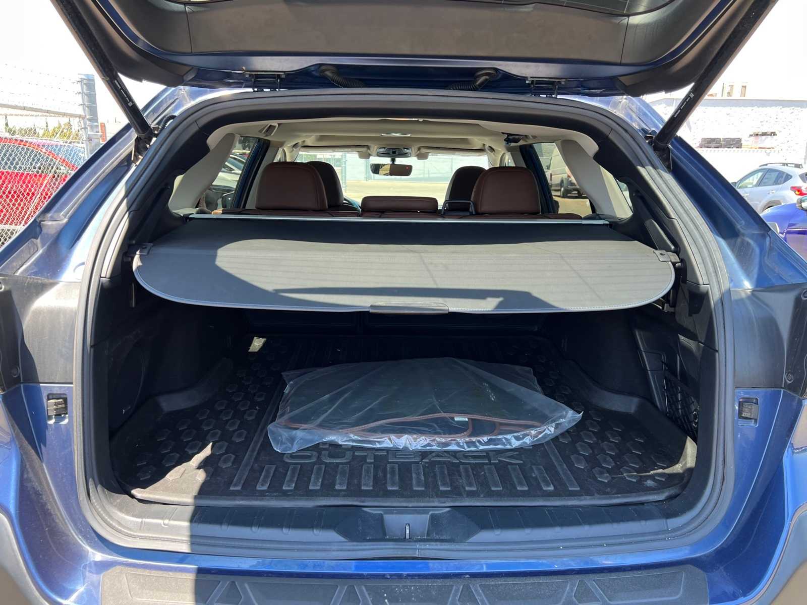 Thumbnail: 2020 Subaru Outback - 8