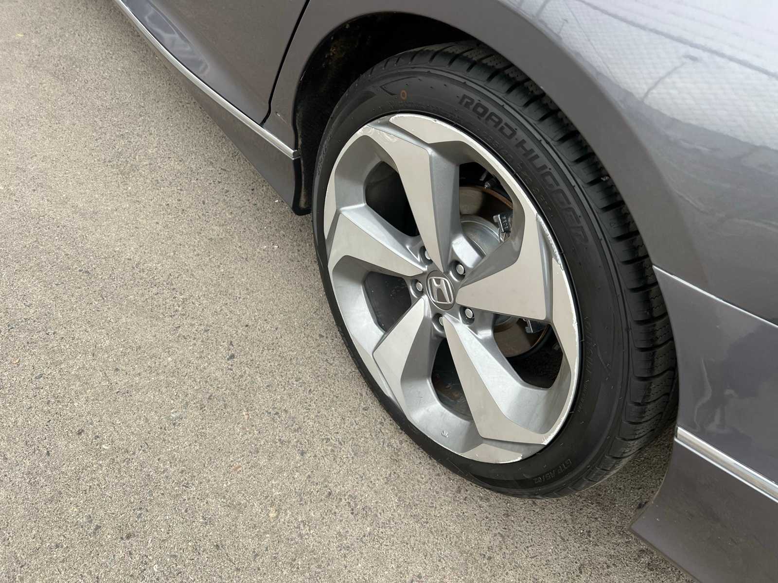 Thumbnail: 2019 Honda Accord - 17