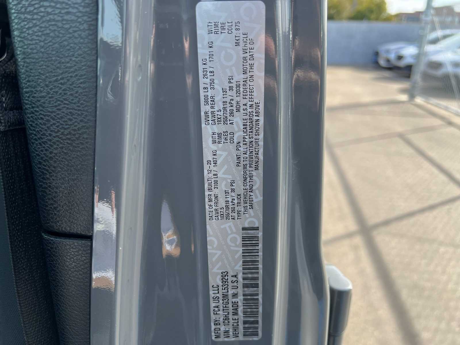 Thumbnail: 2021 Jeep Gladiator - 36