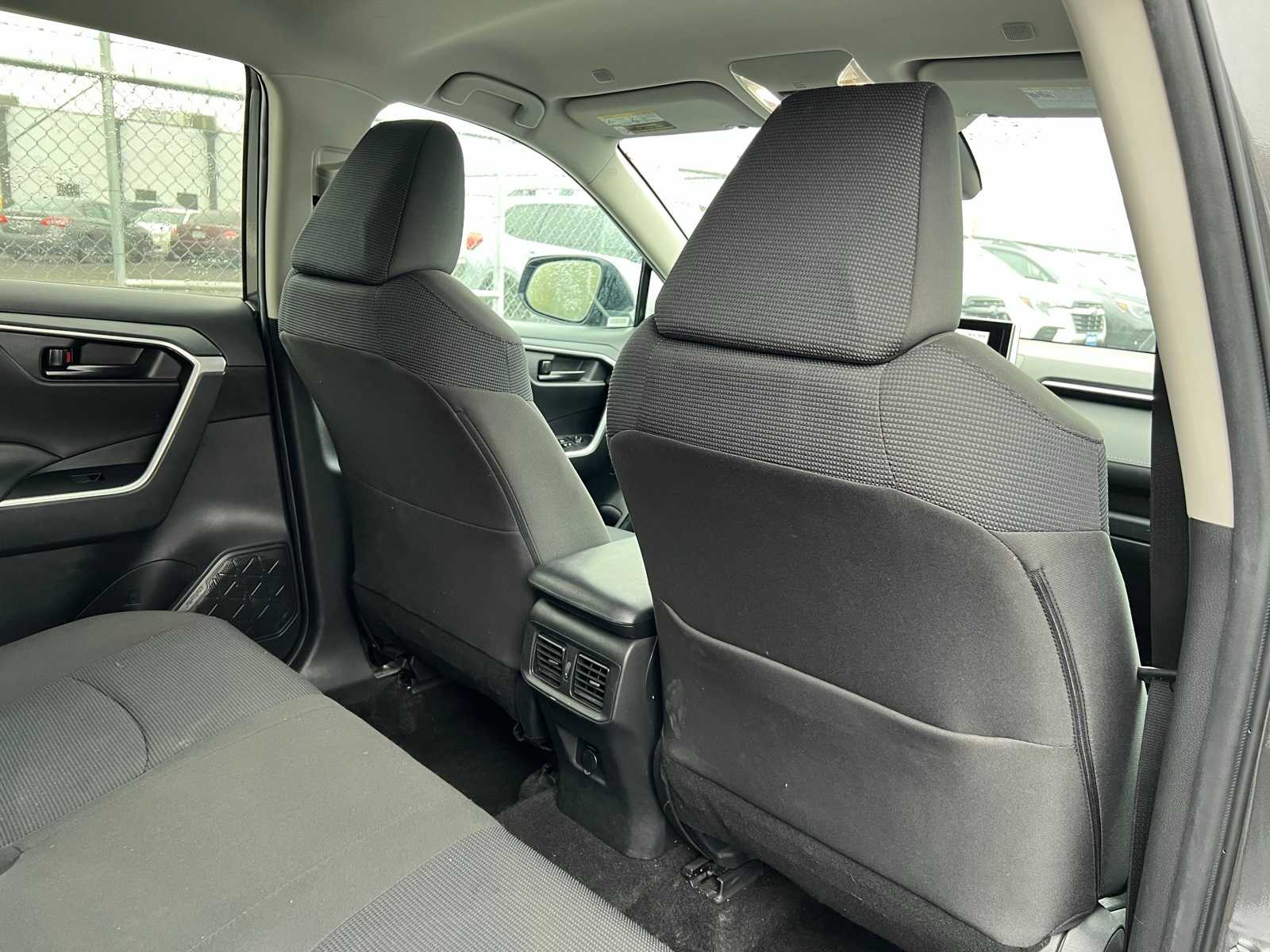 Thumbnail: 2024 Toyota RAV4 - 22