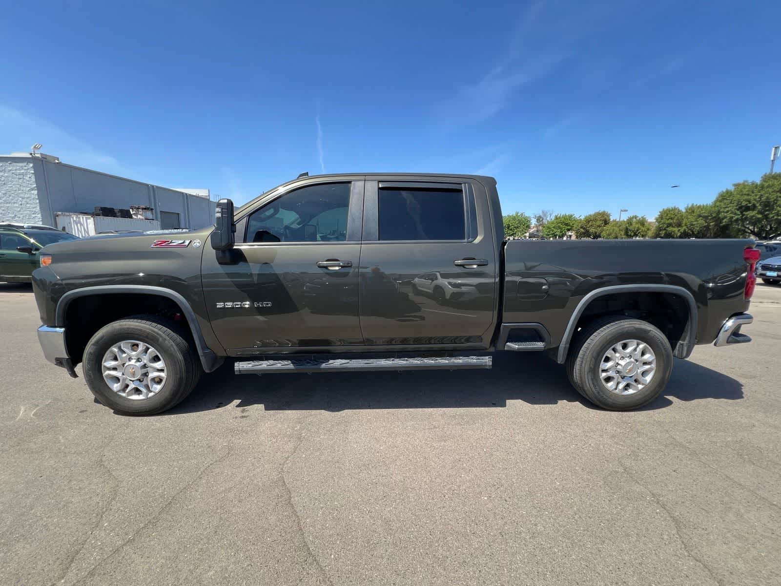 Thumbnail: 2022 Chevrolet Silverado 3500 - 2