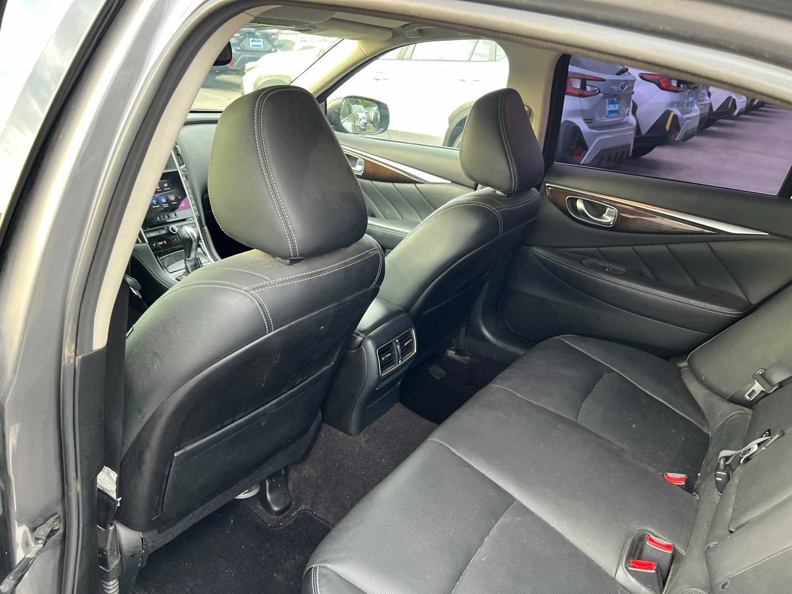 Thumbnail: 2016 INFINITI Q50 - 17