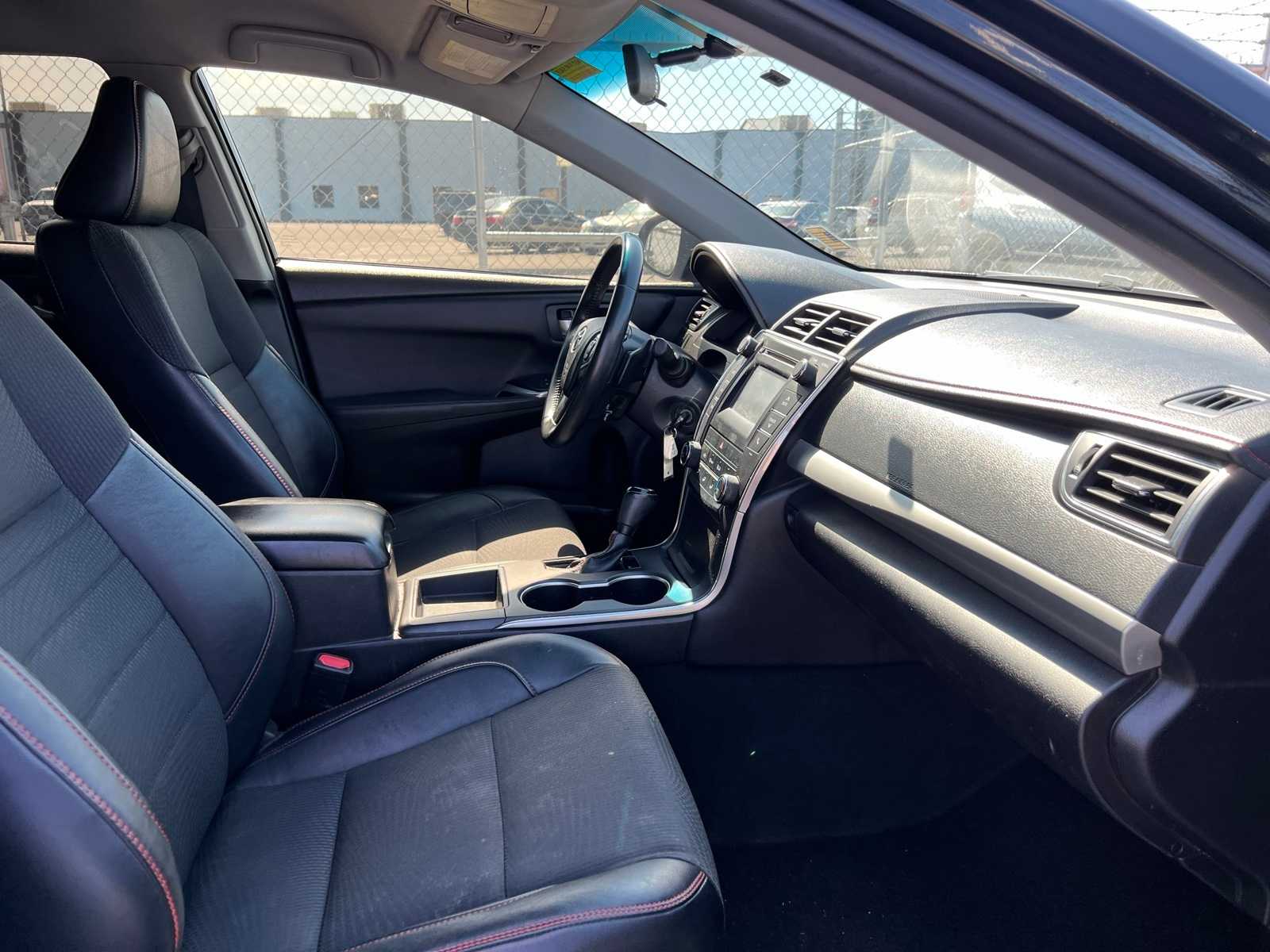 Thumbnail: 2017 Toyota Camry - 28