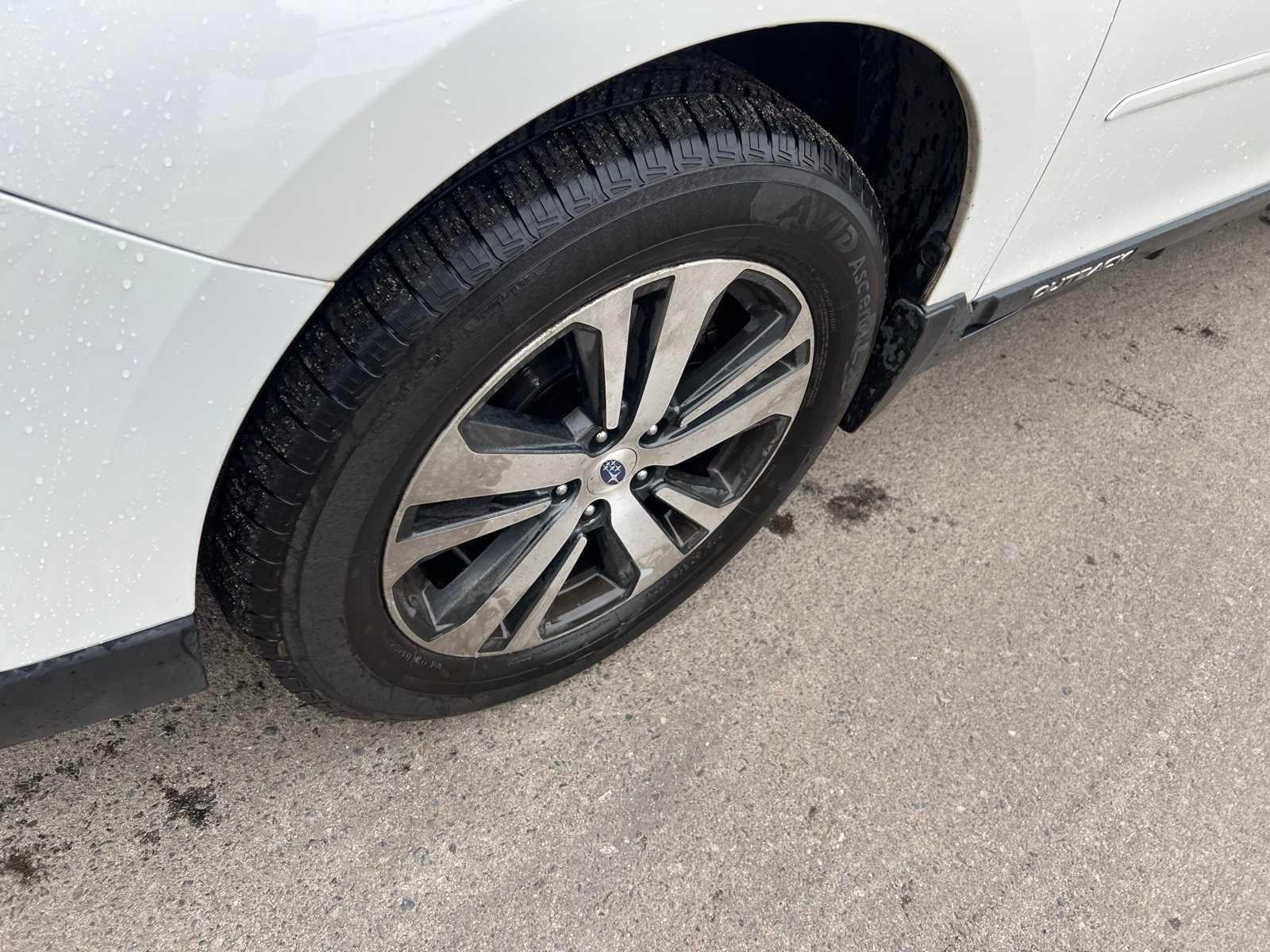 Thumbnail: 2019 Subaru Outback - 13