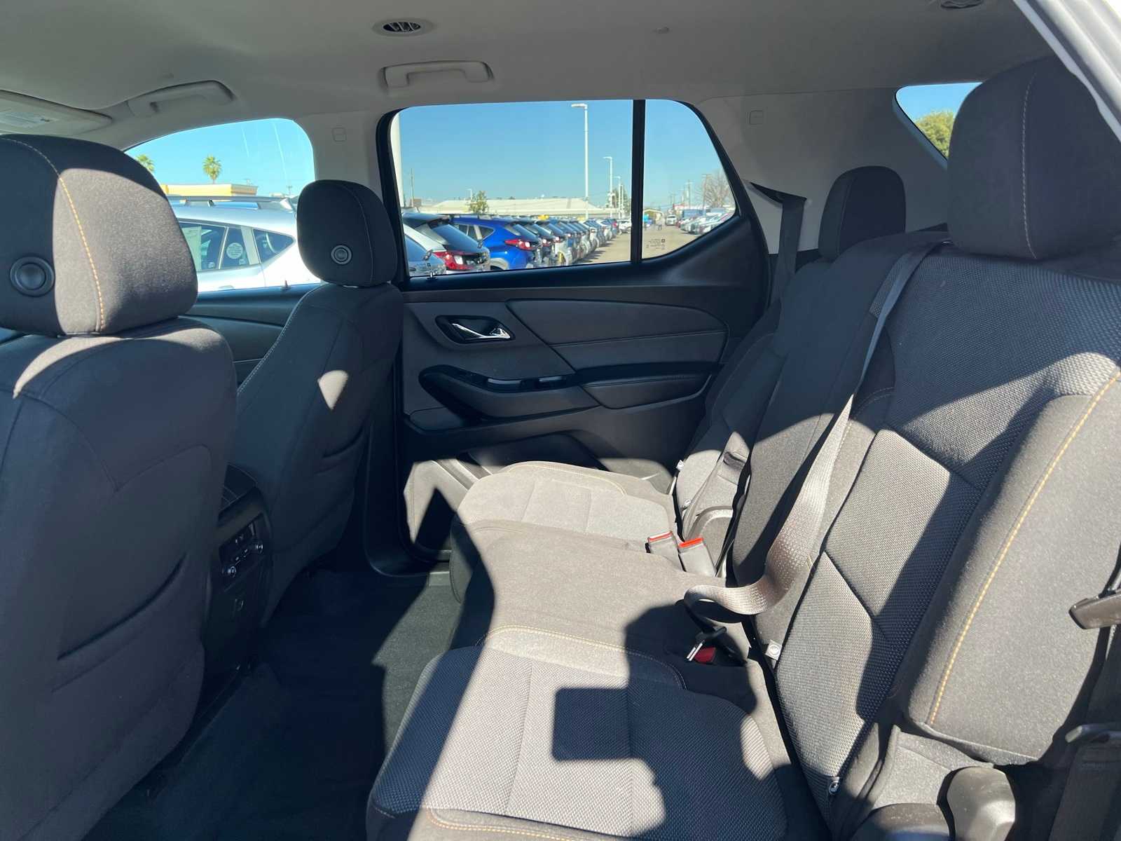 Thumbnail: 2021 Chevrolet Traverse - 19