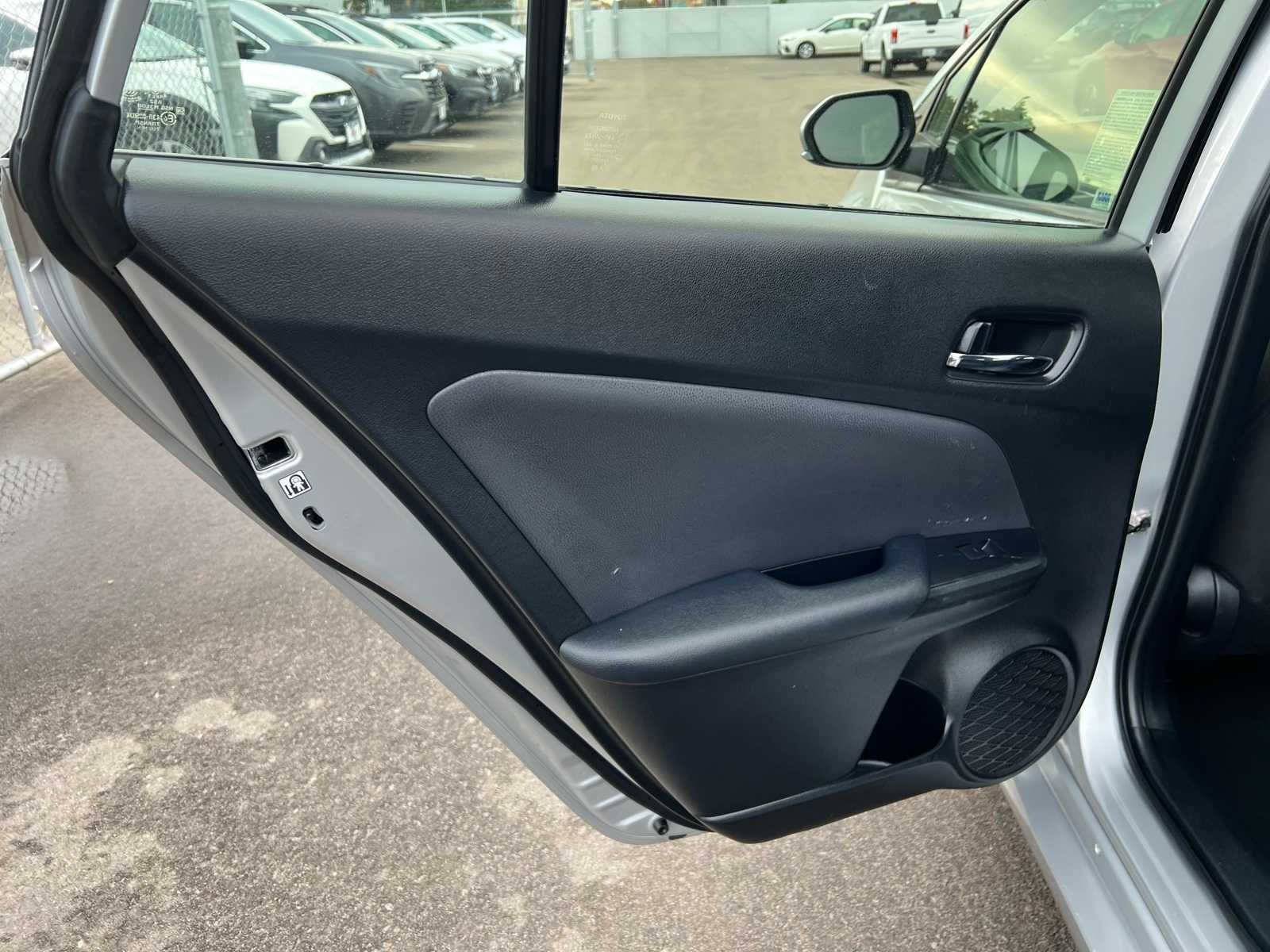 Thumbnail: 2020 Toyota Prius - 20