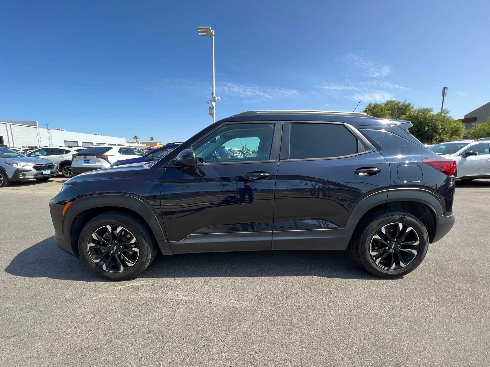 Thumbnail: 2021 Chevrolet TrailBlazer - 2