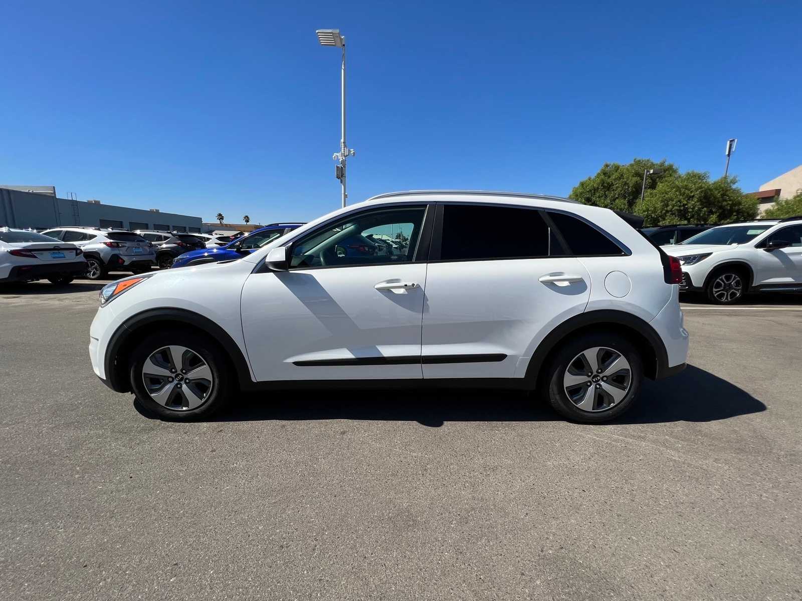 Thumbnail: 2018 Kia Niro - 2