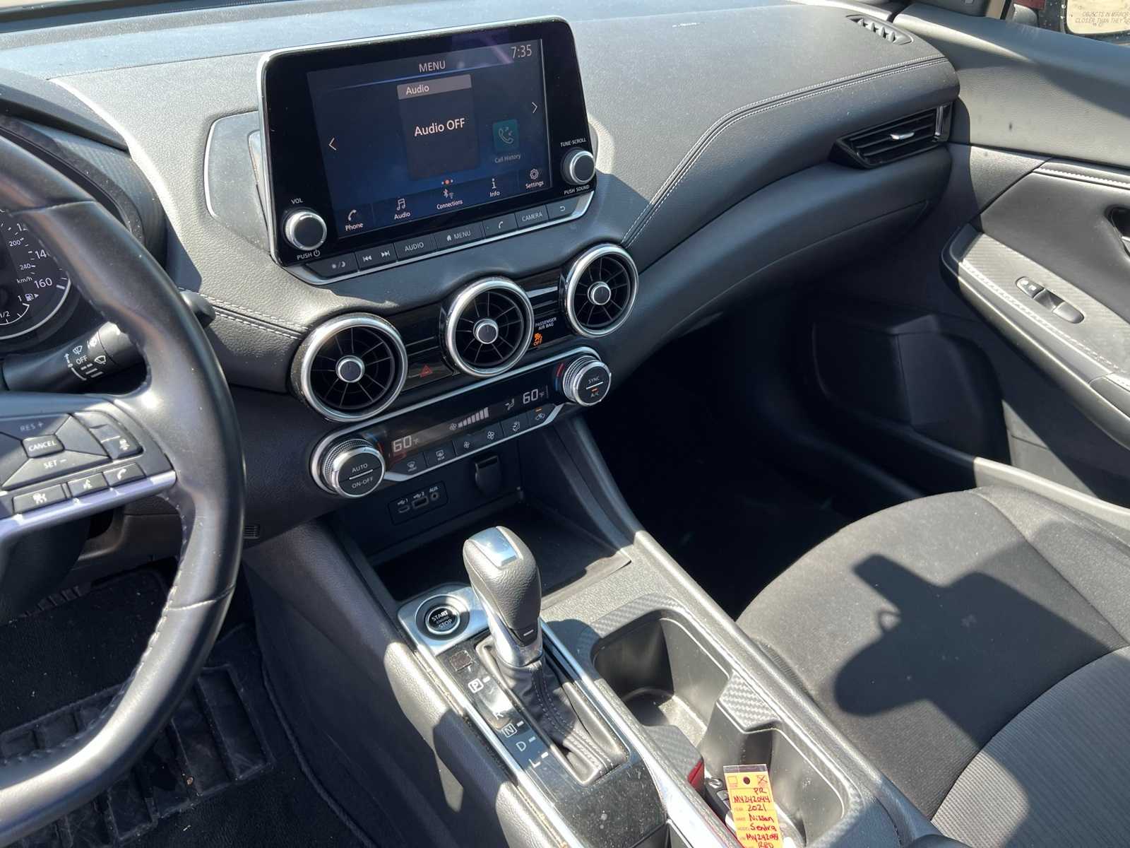 Thumbnail: 2021 Nissan Sentra - 32