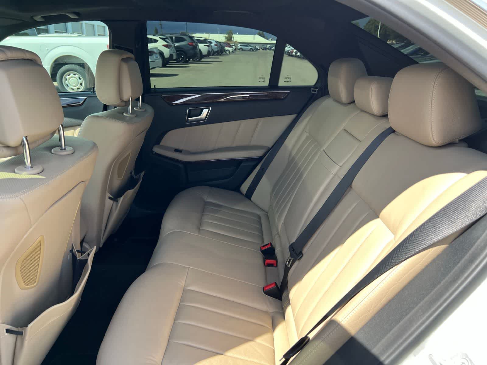 Thumbnail: 2013 Mercedes-Benz E-Class - 17