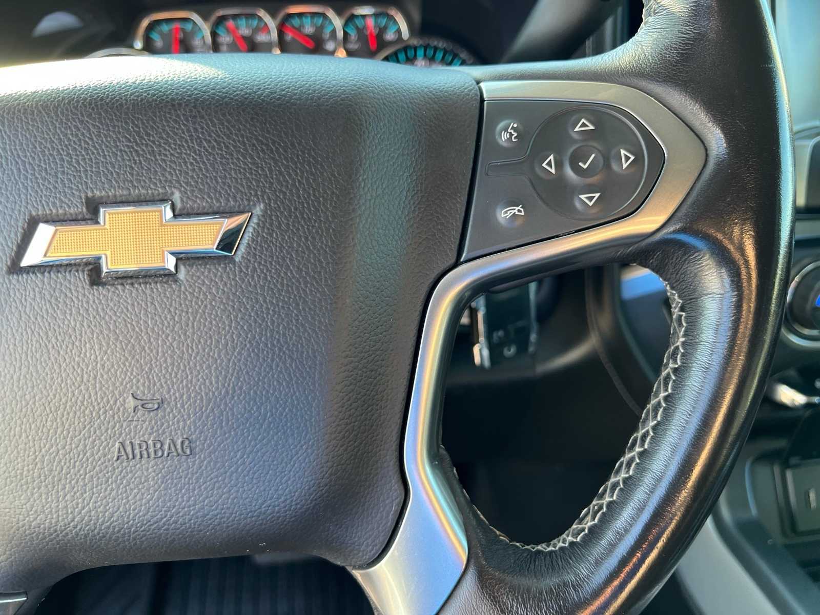 Thumbnail: 2018 Chevrolet Silverado 1500 - 35