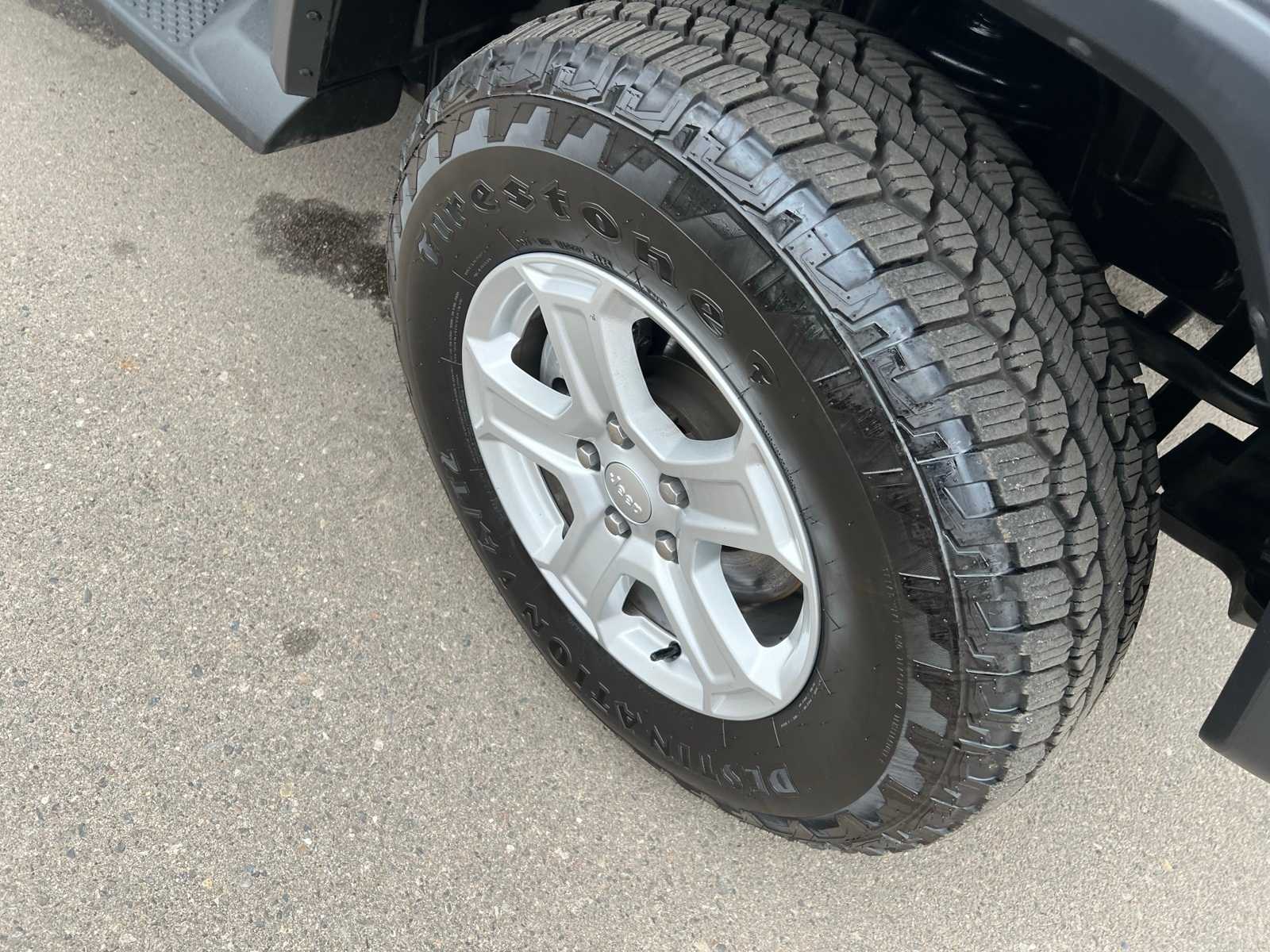 Thumbnail: 2020 Jeep Wrangler - 24