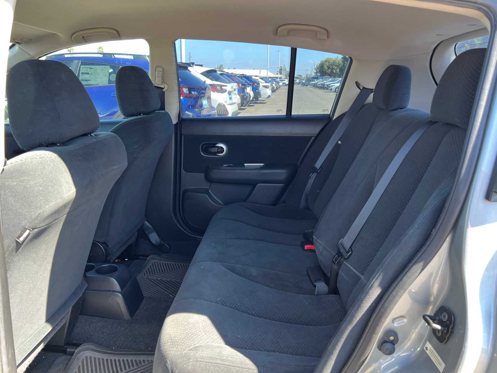 Thumbnail: 2012 Nissan Versa - 19
