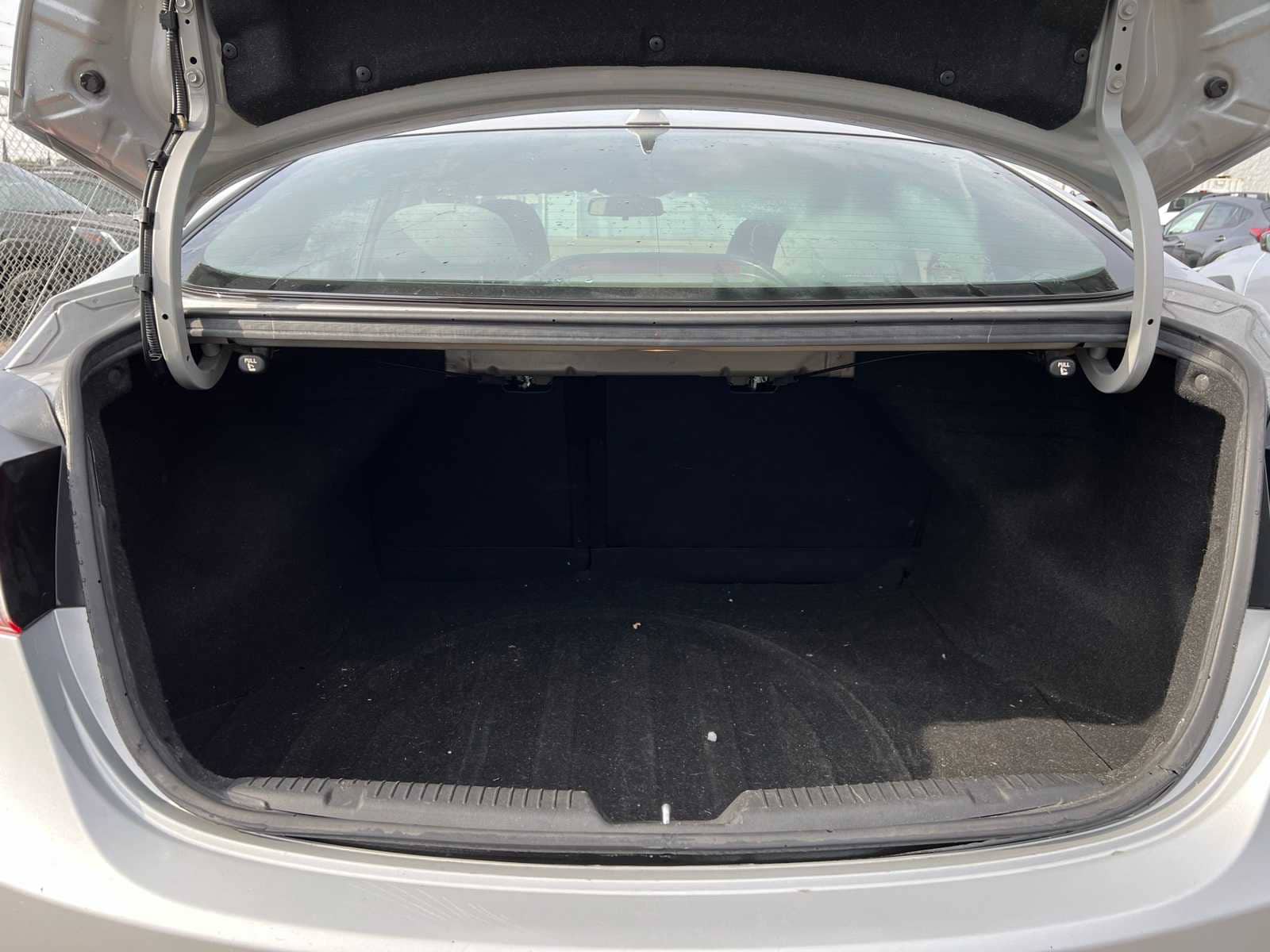 Thumbnail: 2012 Hyundai Elantra - 7