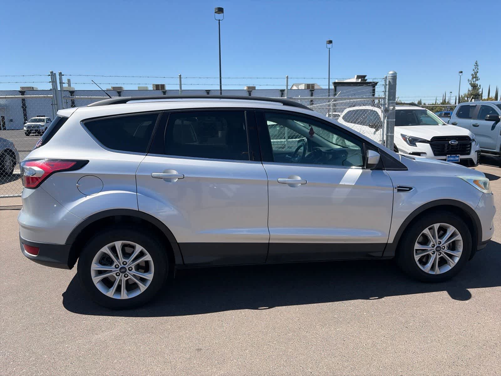 Thumbnail: 2017 Ford Escape - 7