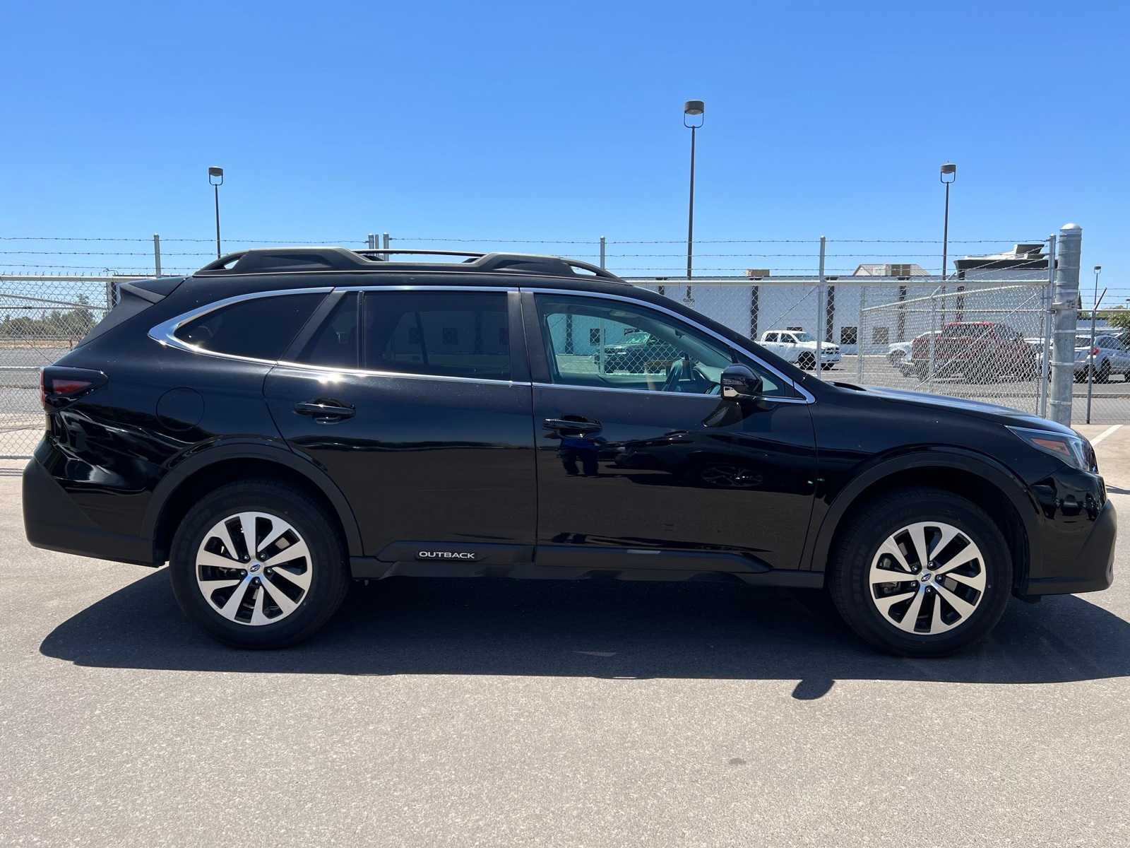 2022 Subaru Outback Premium 10