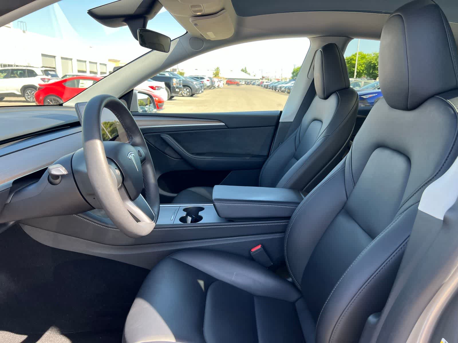 Thumbnail: 2025 Tesla Model Y - 14