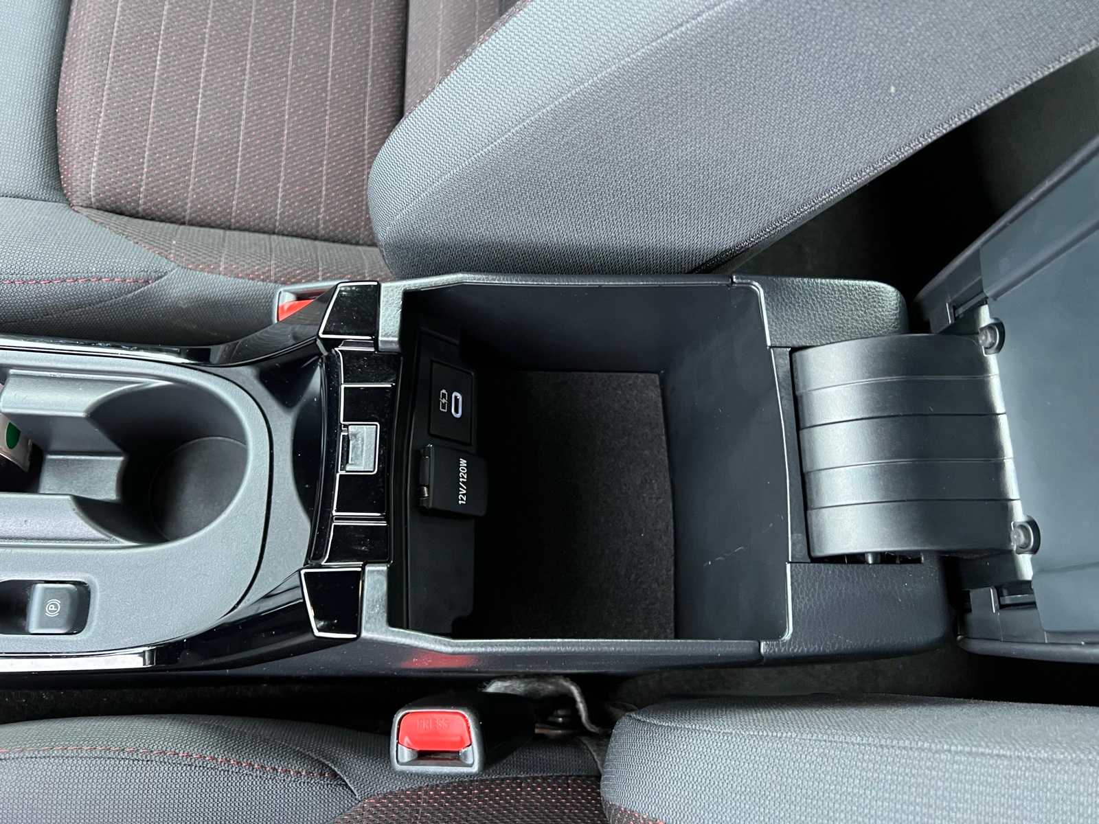 Thumbnail: 2024 Toyota Corolla - 41