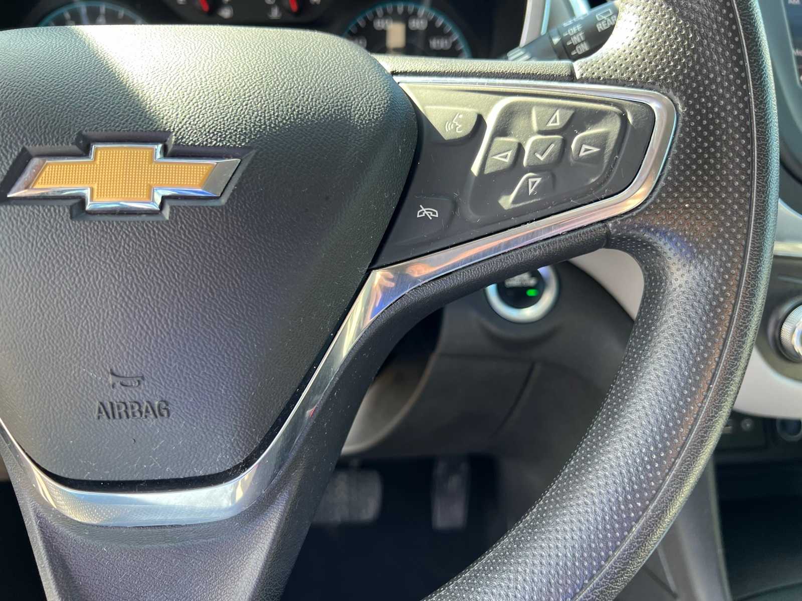 Thumbnail: 2020 Chevrolet Equinox - 35